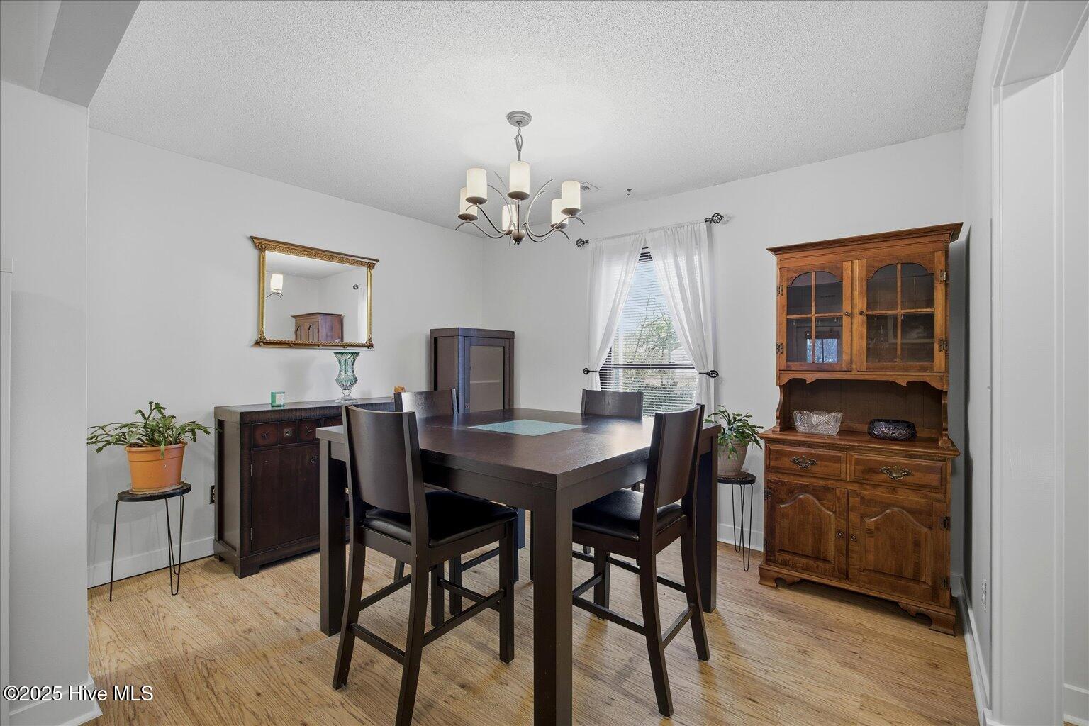 100546671 | Photo 16