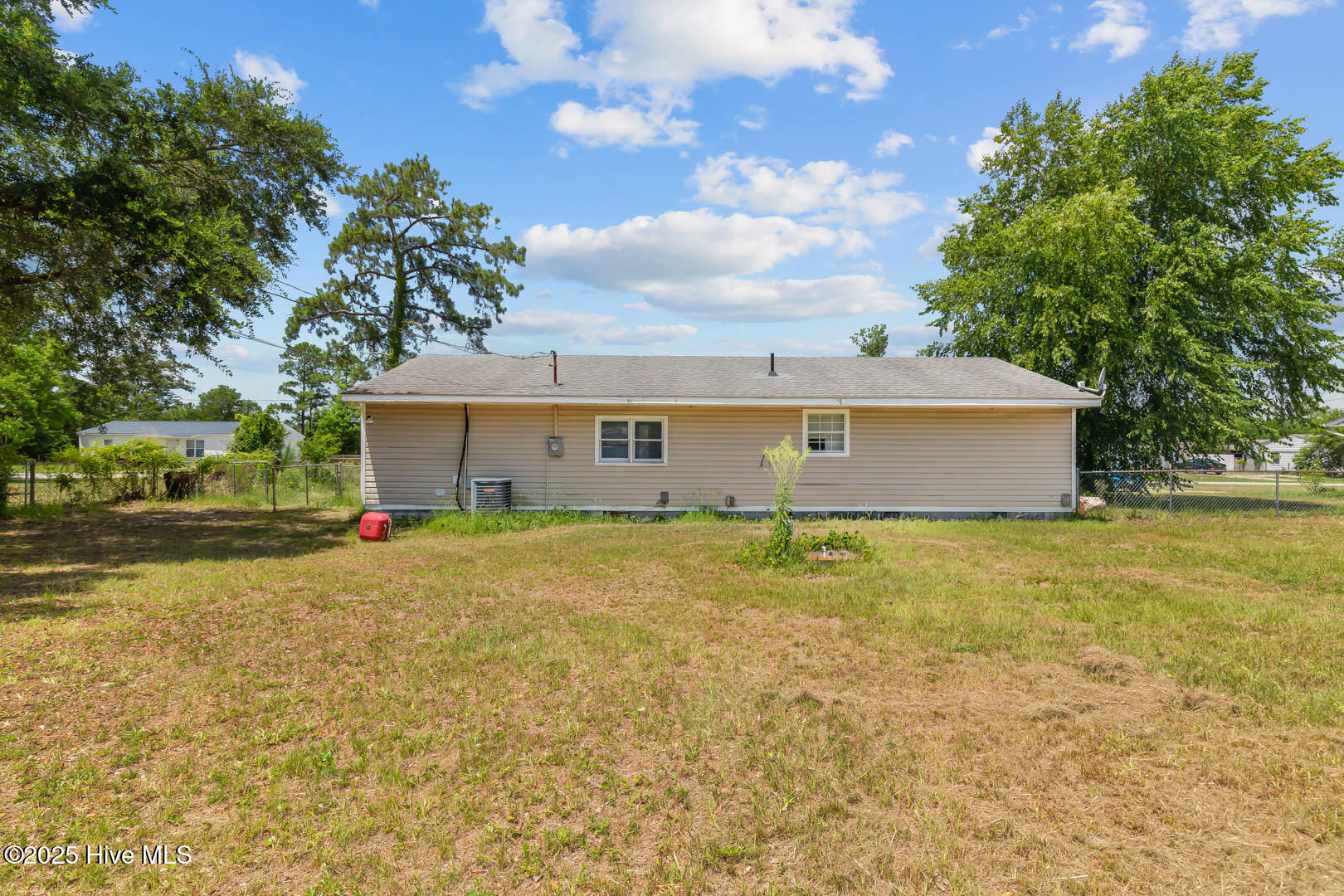 100529573 | Photo 15