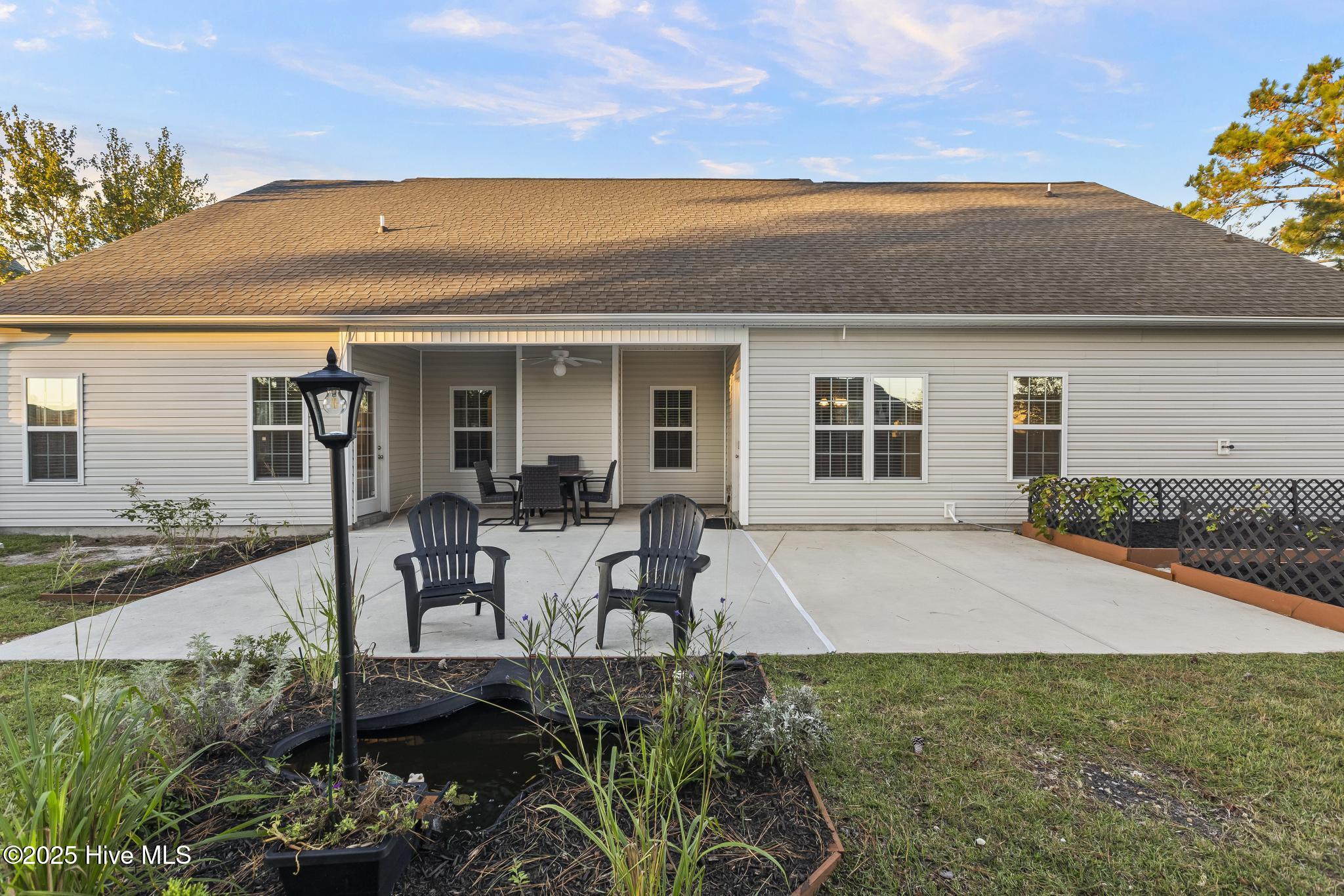 100536910 | Photo 47