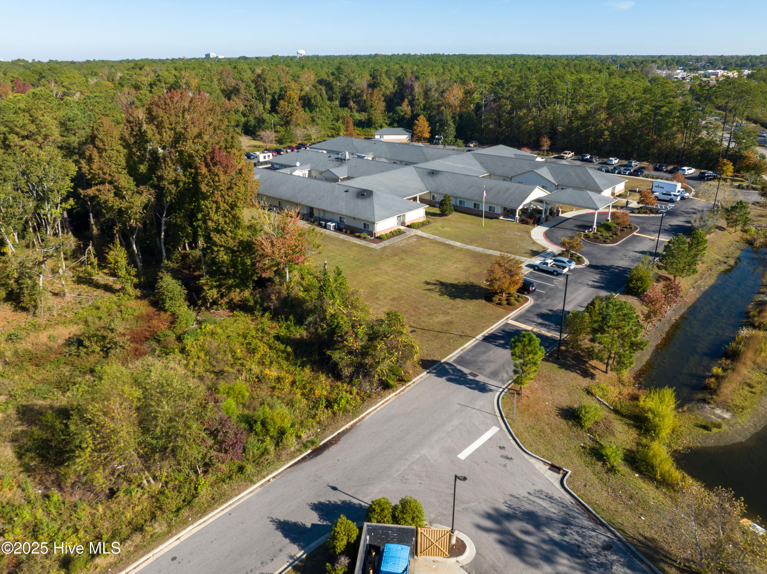 100540457 | Photo 10