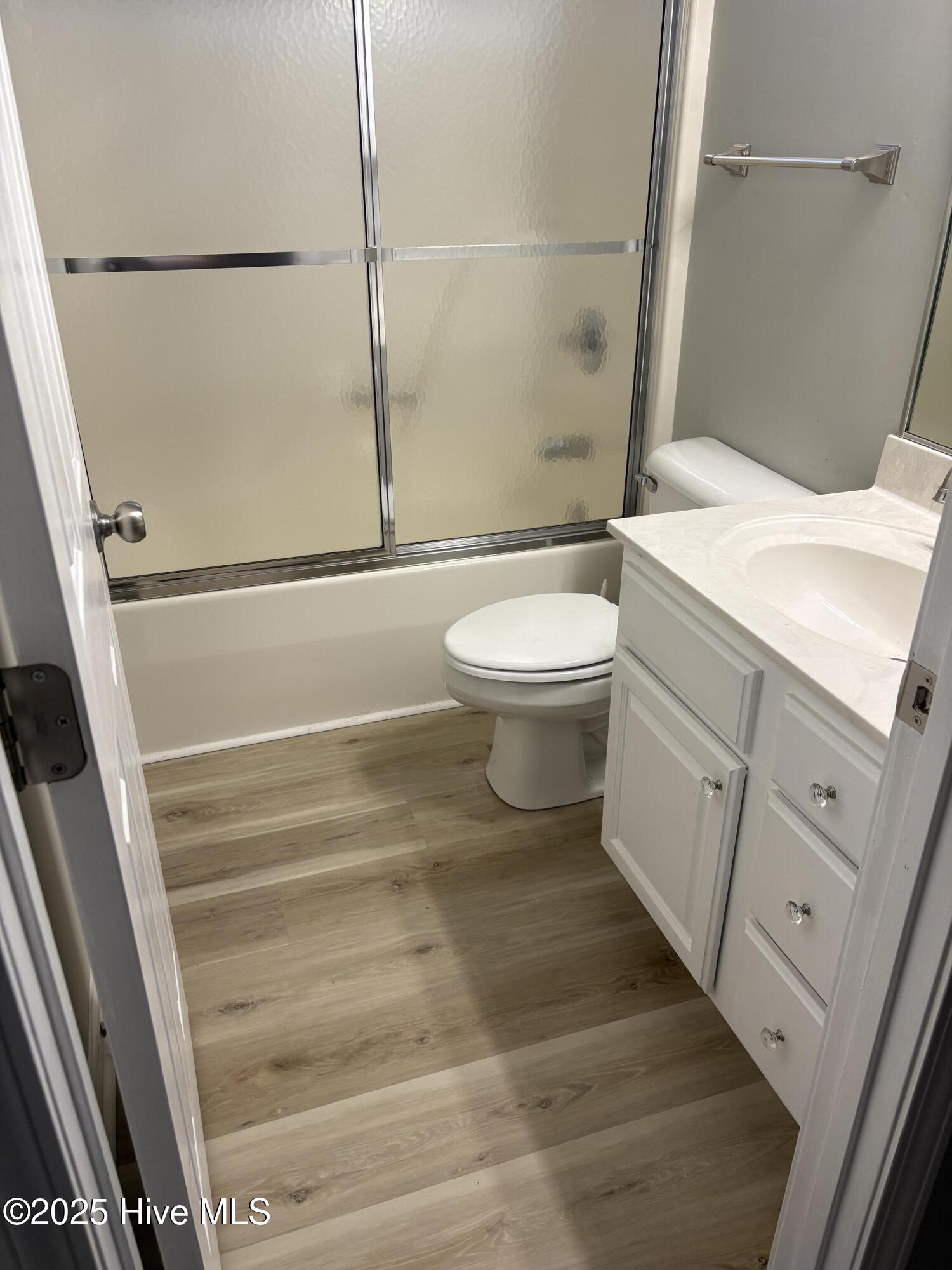 100535002 | Photo 19