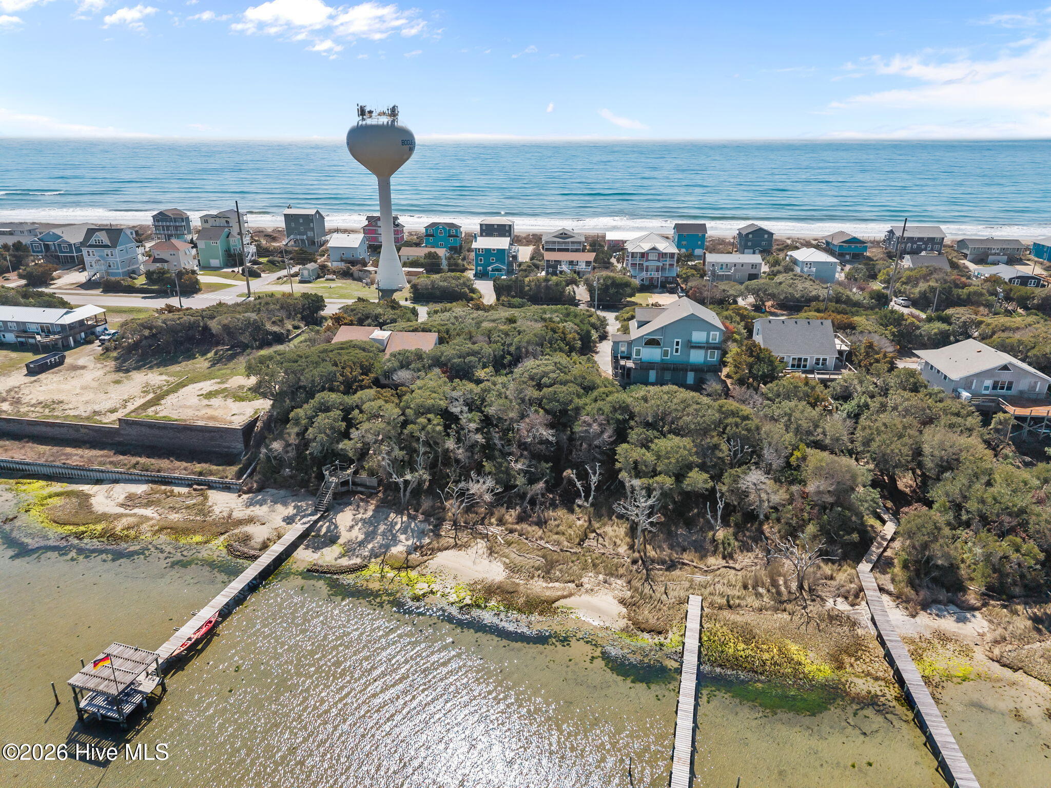 100533525 | Photo 16