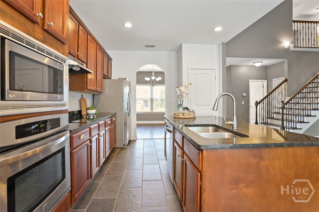 204 Waverly Lane