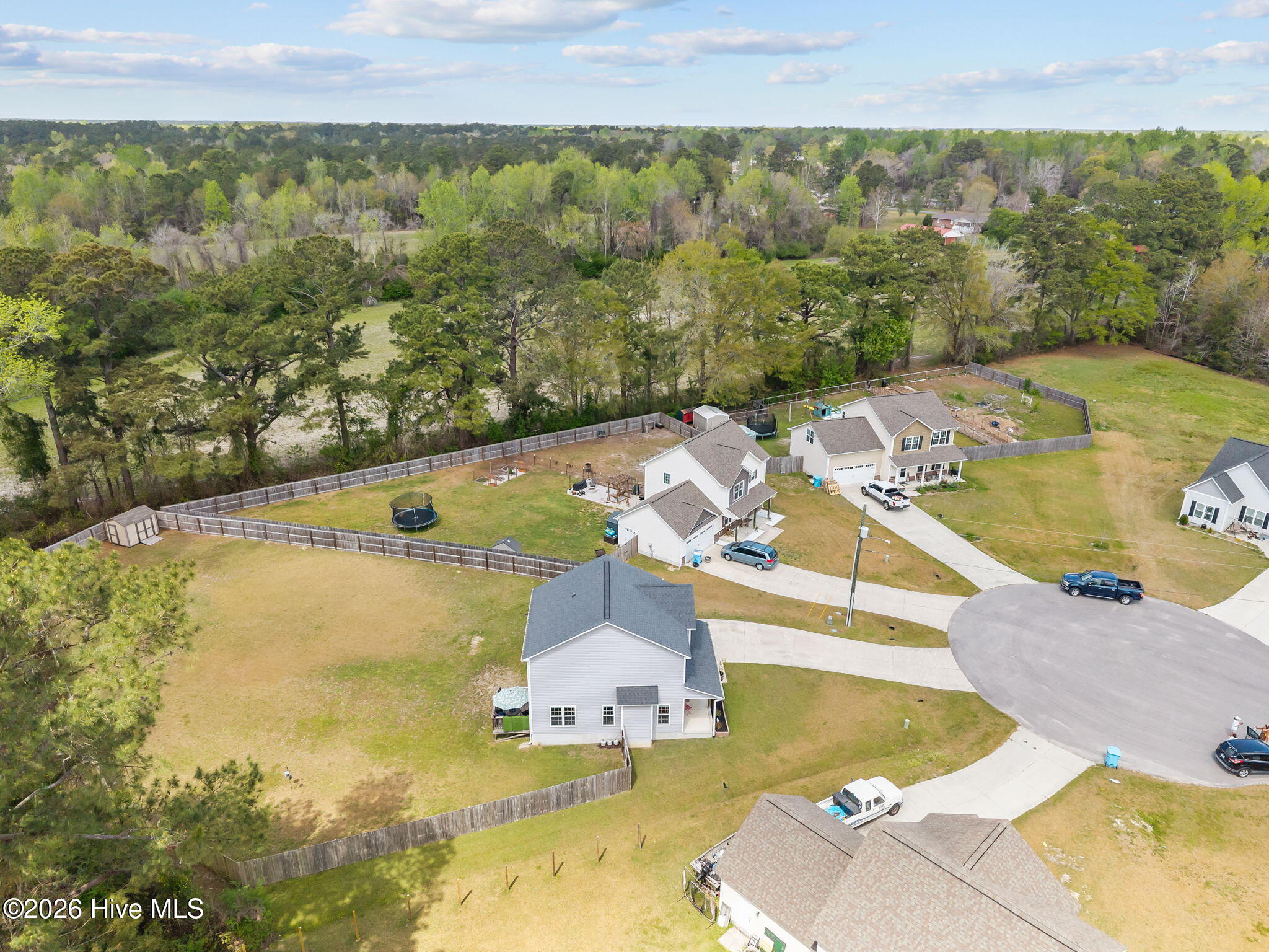 100564221 | Photo 47