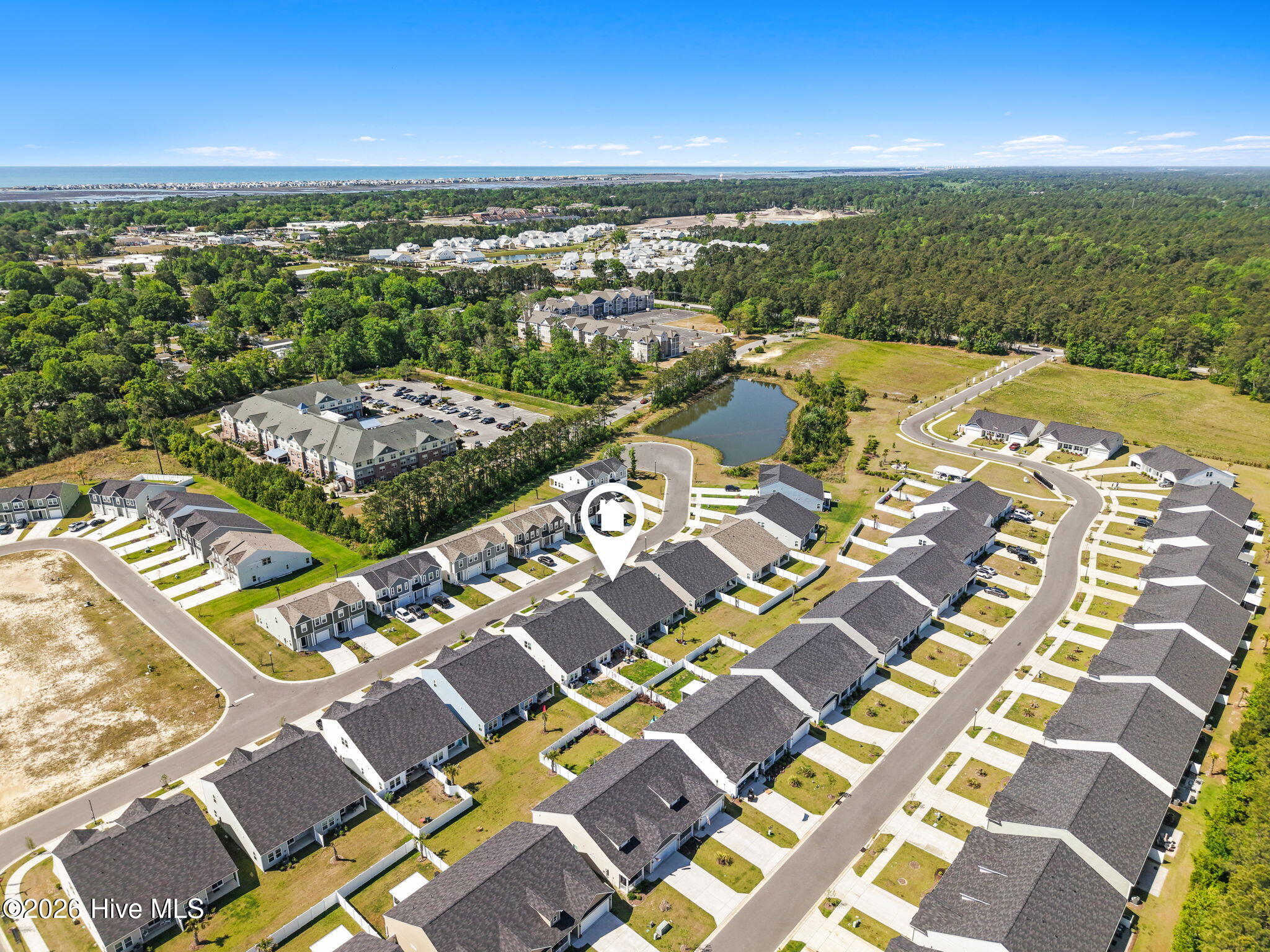 100567065 | Photo 49