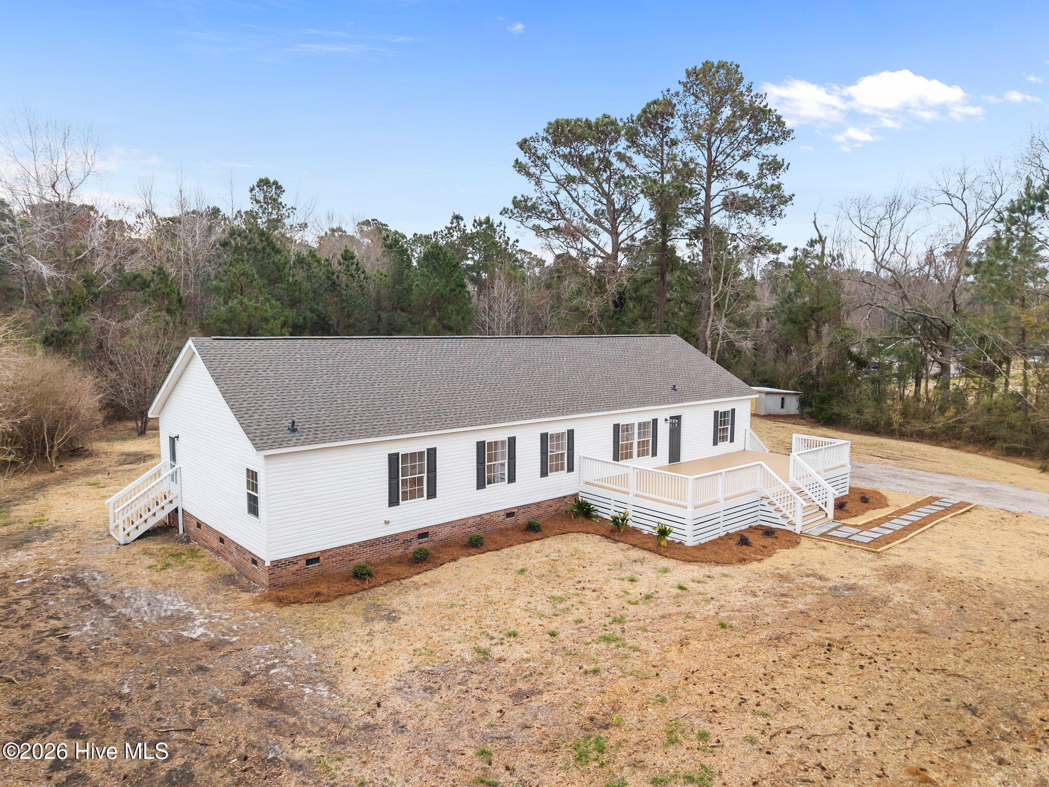 100557203 | Photo 42