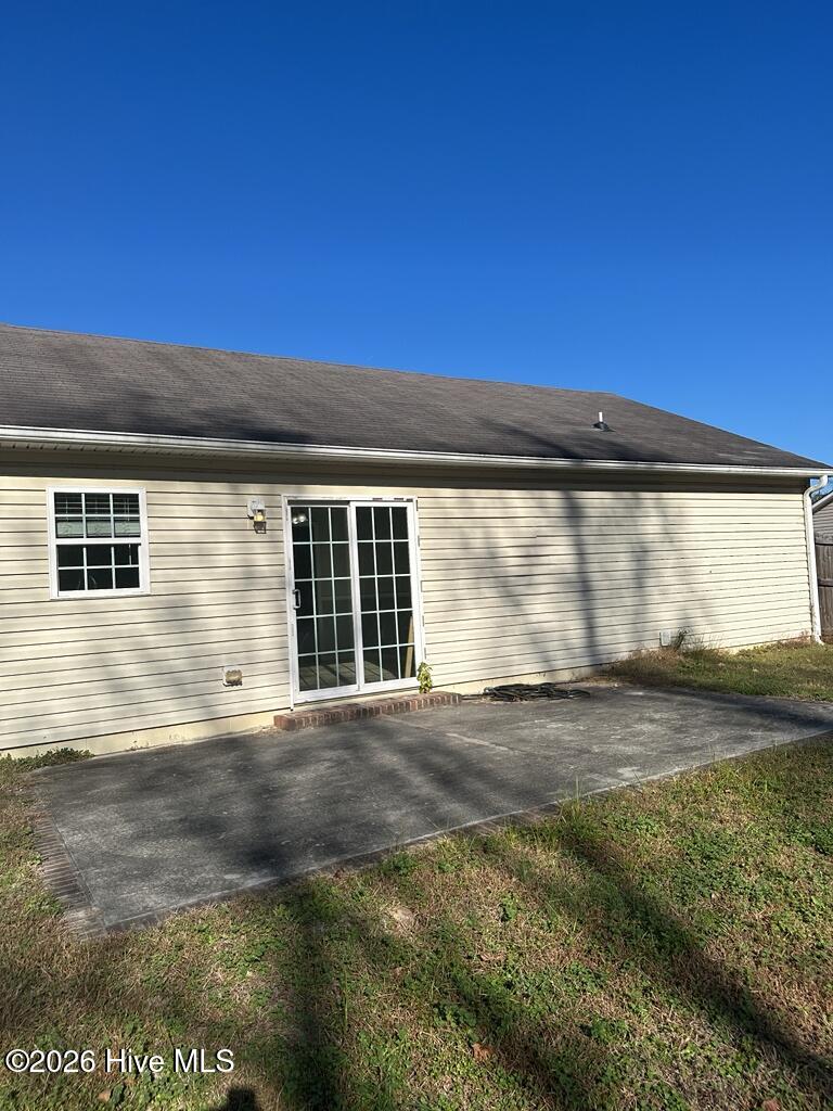 100547786 | Photo 16