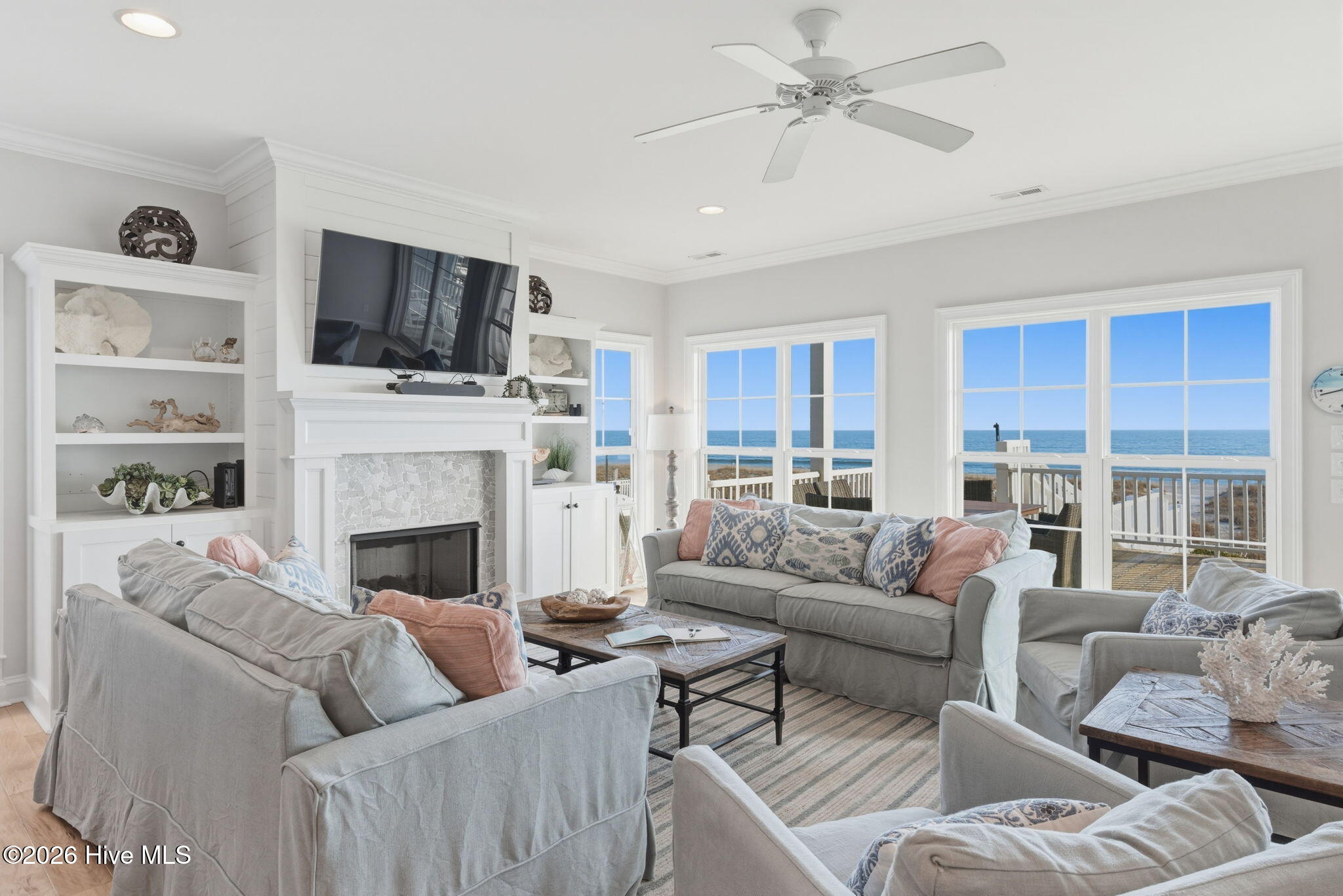 100555473 | Photo 15