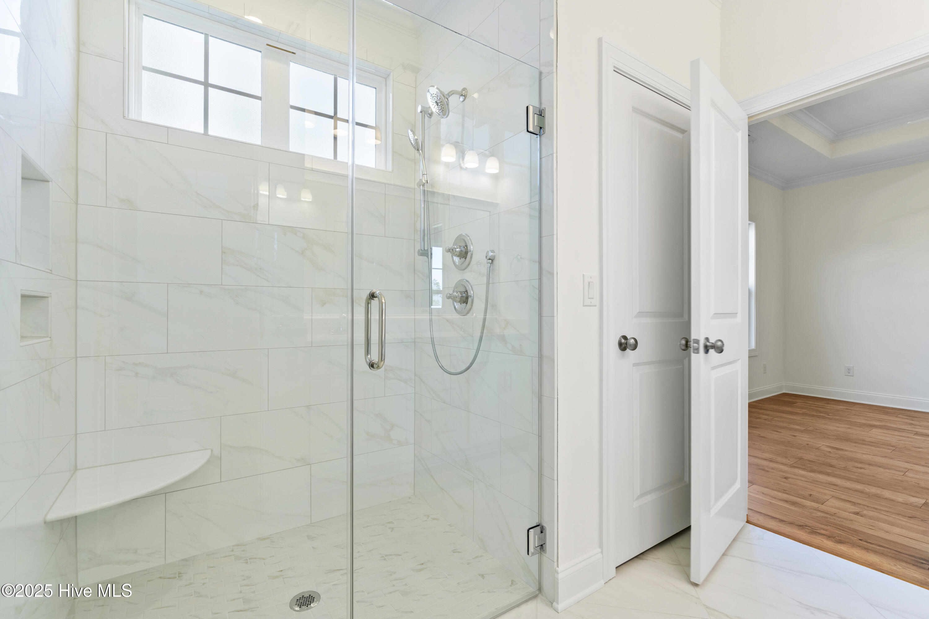 100515288 | Photo 20