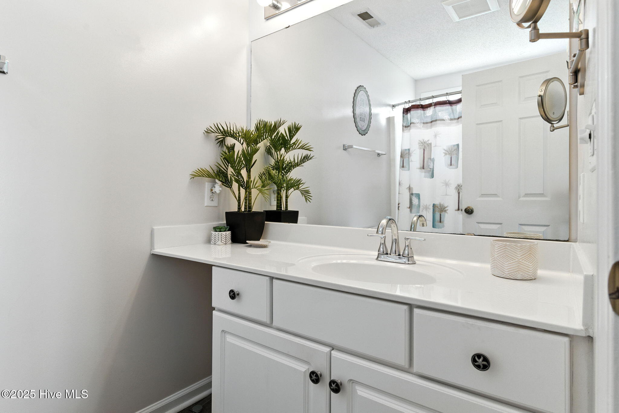 100552973 | Photo 29