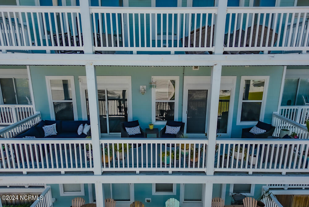 100543708 | Photo 46