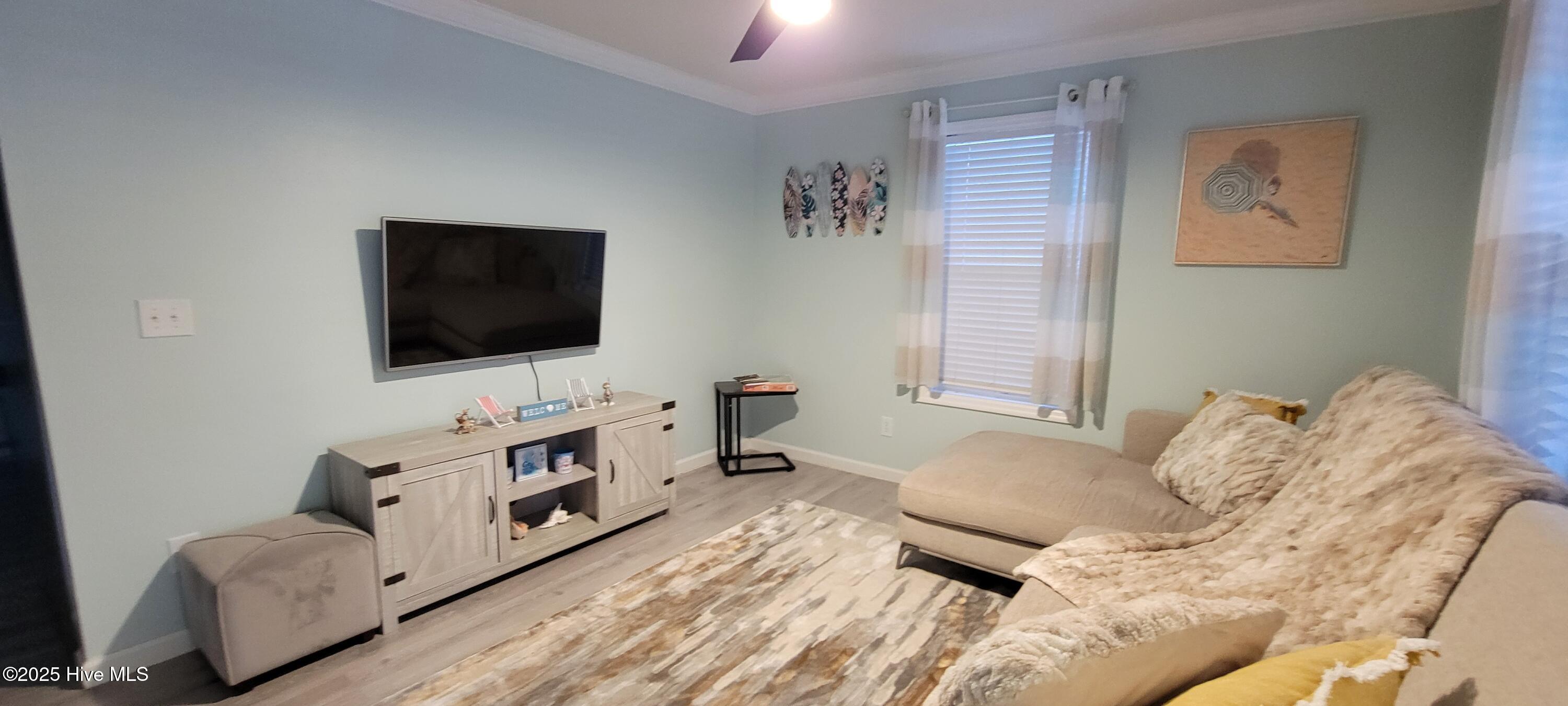 100538721 | Photo 19