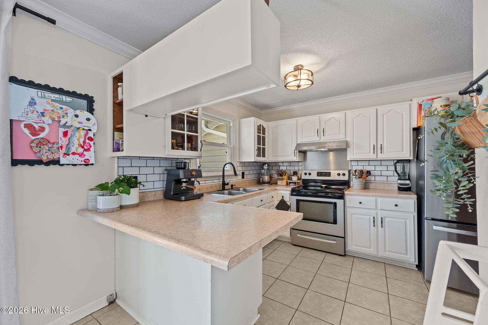 100559332 | Photo 10