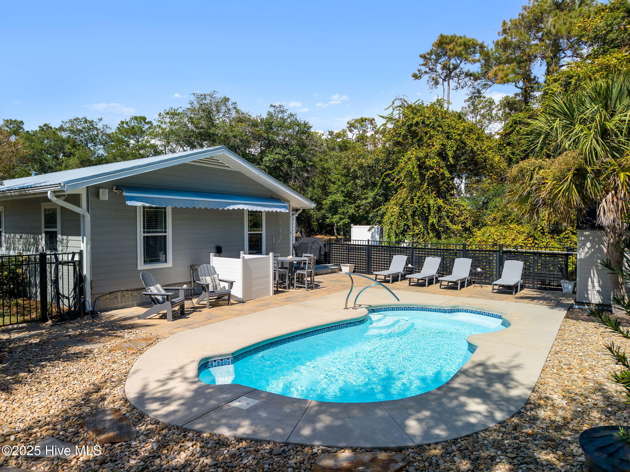 2-web-or-mls-CAMMediaLLC.com 220-105