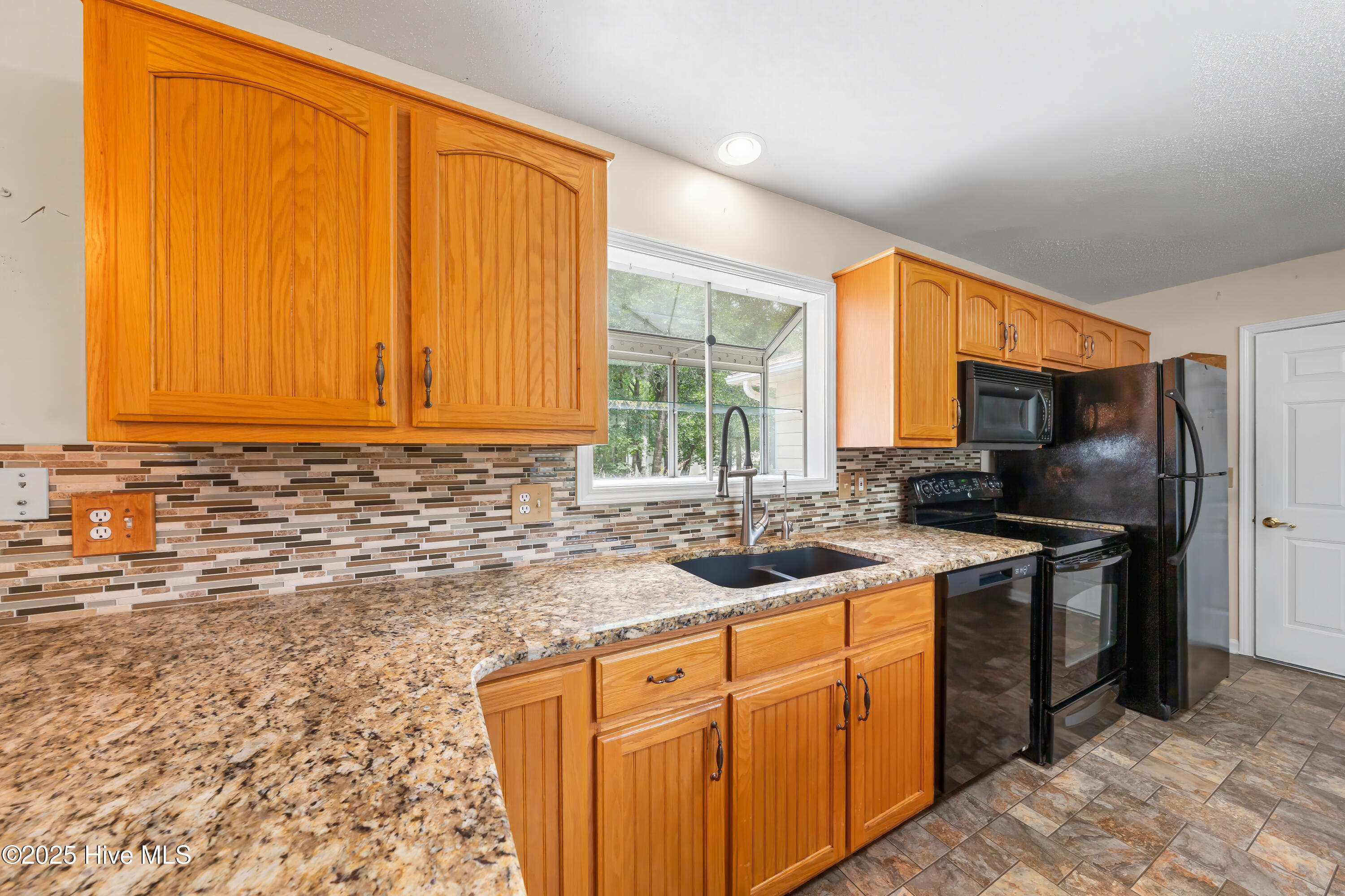 1724 Salt Marsh Circle SW, Ocean Isle Beach, NC 28469 – photo 18: 1724SaltMarshCircle-144