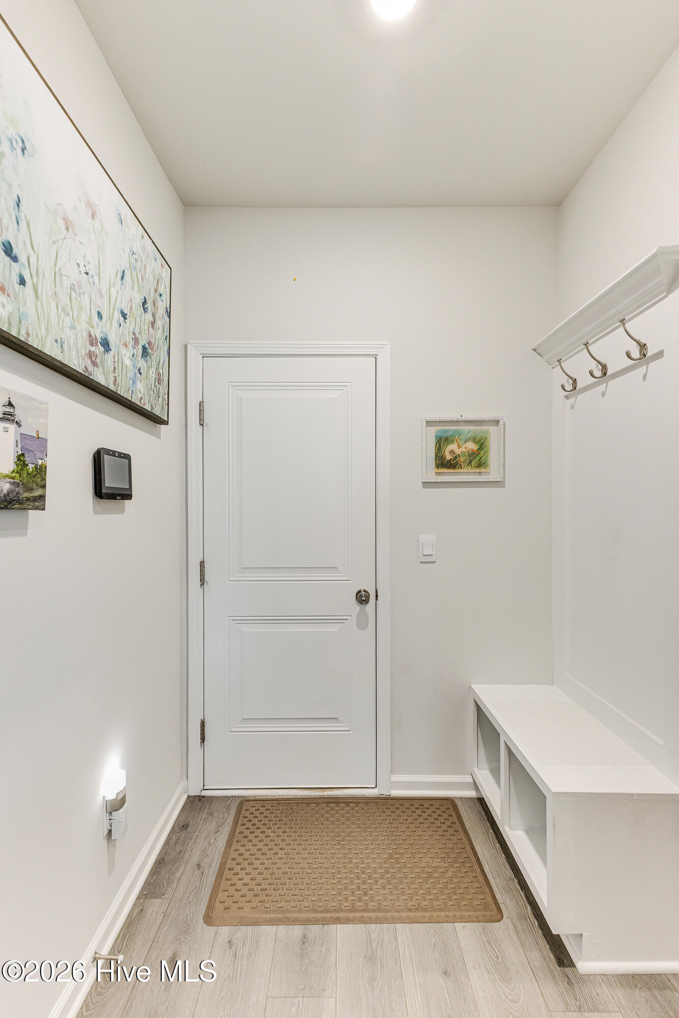 100564699 | Photo 19