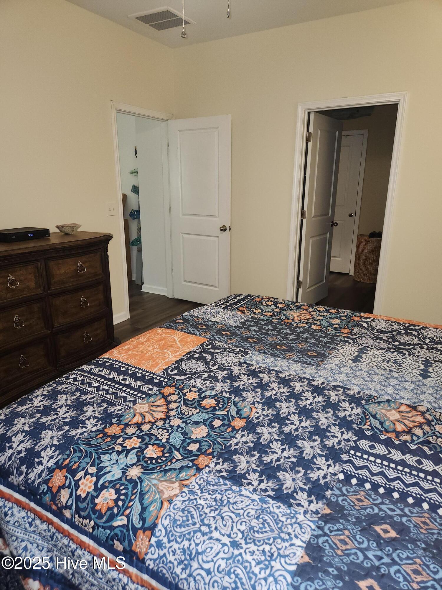 100539235 | Photo 17