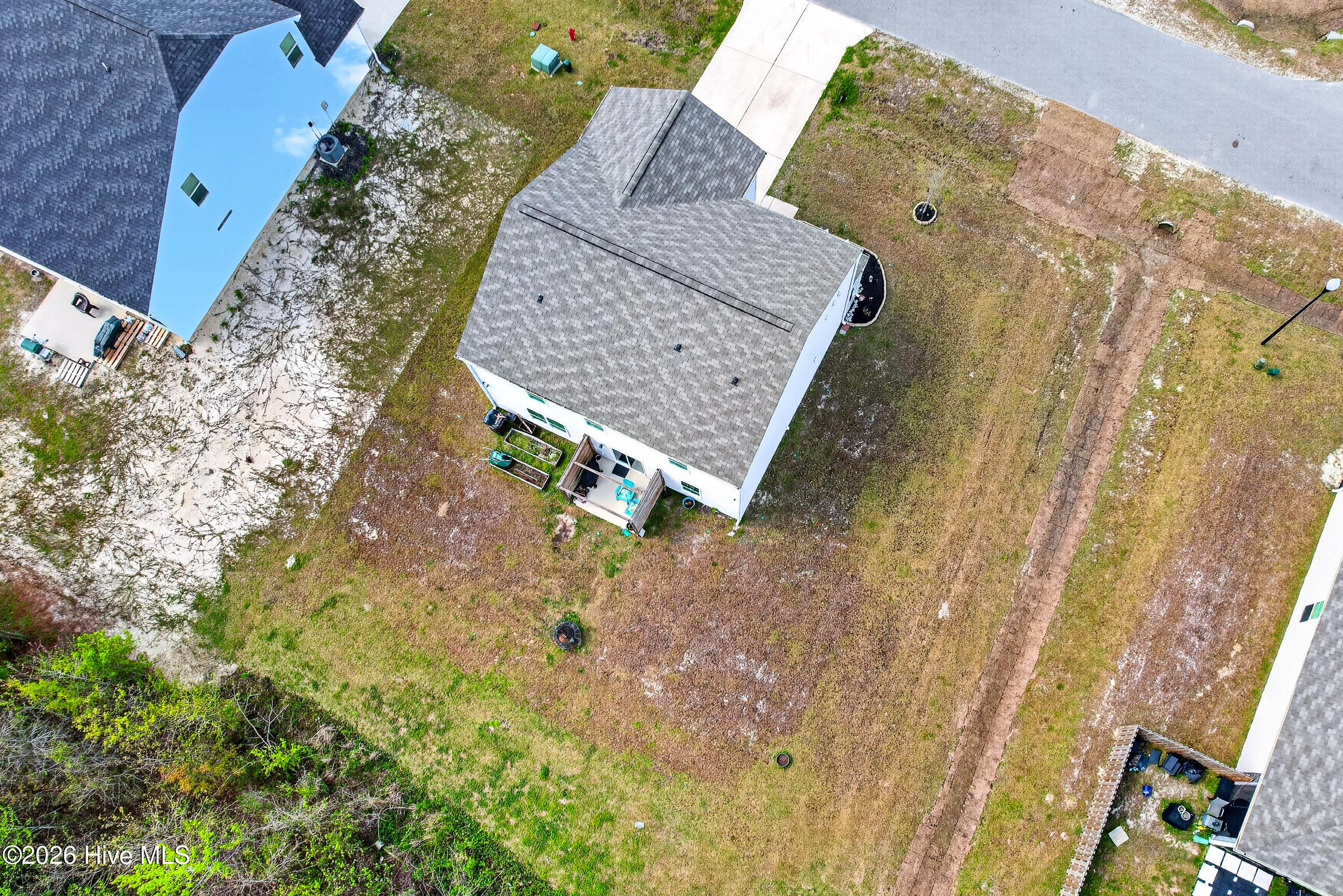 100566530 | Photo 32