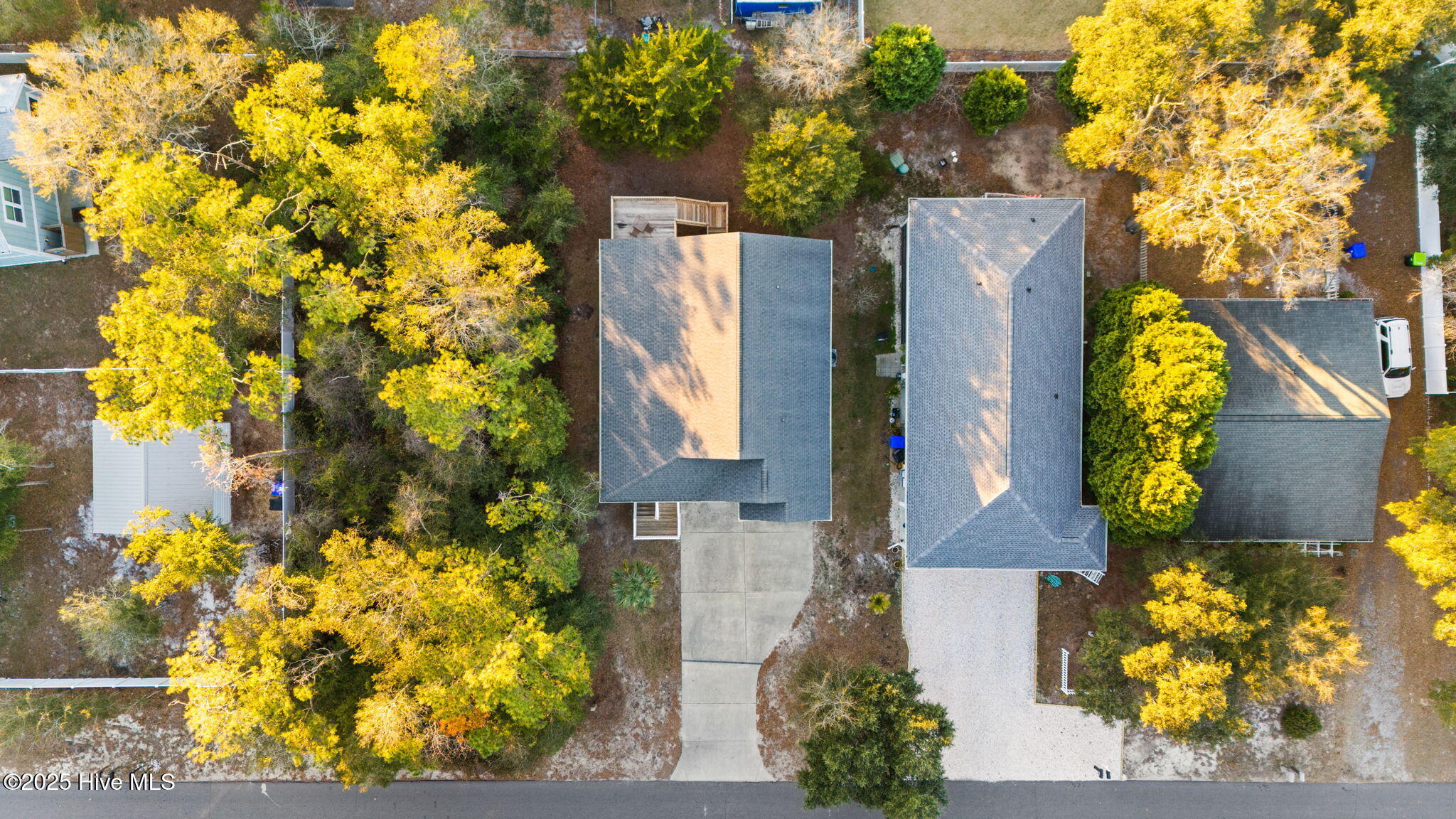 100545093 | Photo 39