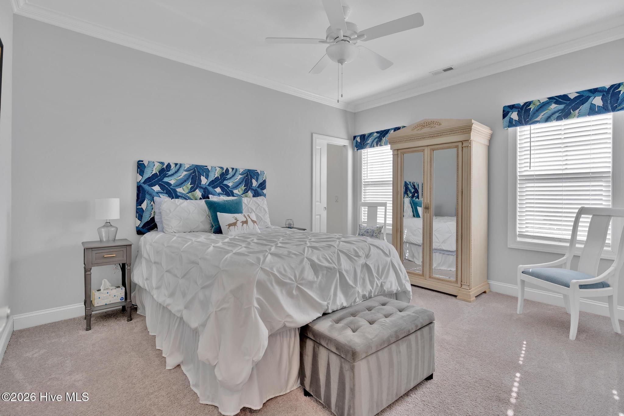 100549204 | Photo 27