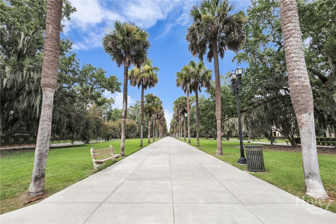 402 E 44th Street, Savannah, GA, 31405