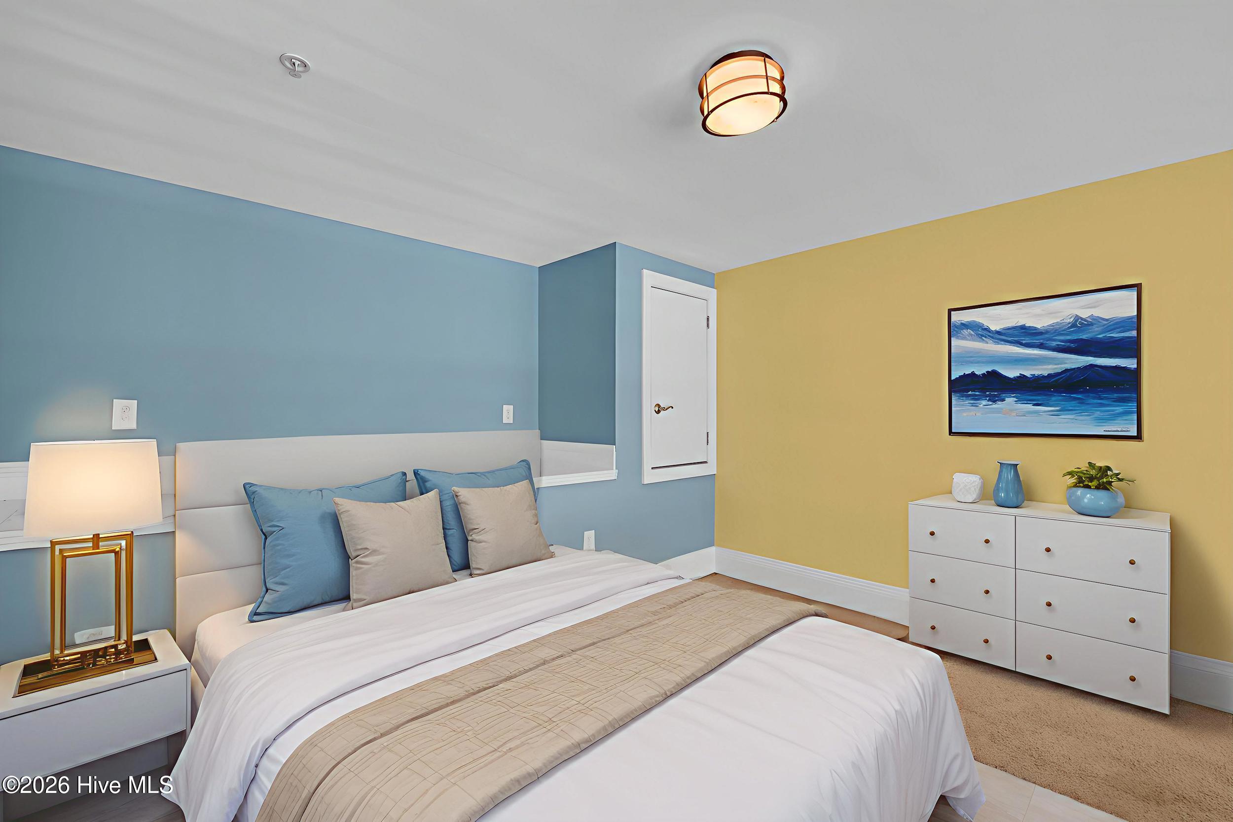 100551932 | Photo 16