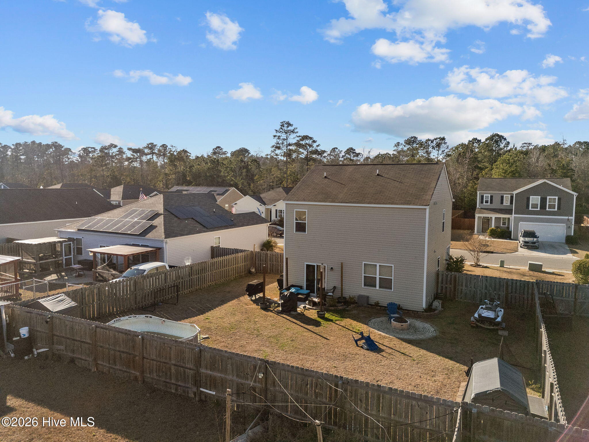 100549295 | Photo 33