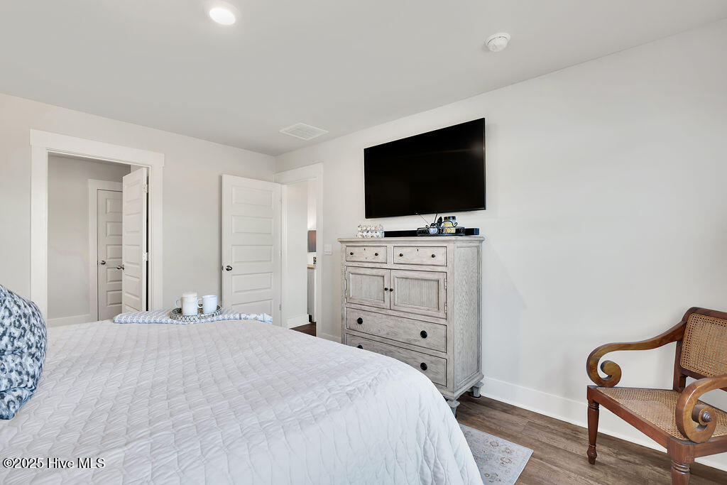 100542156 | Photo 22