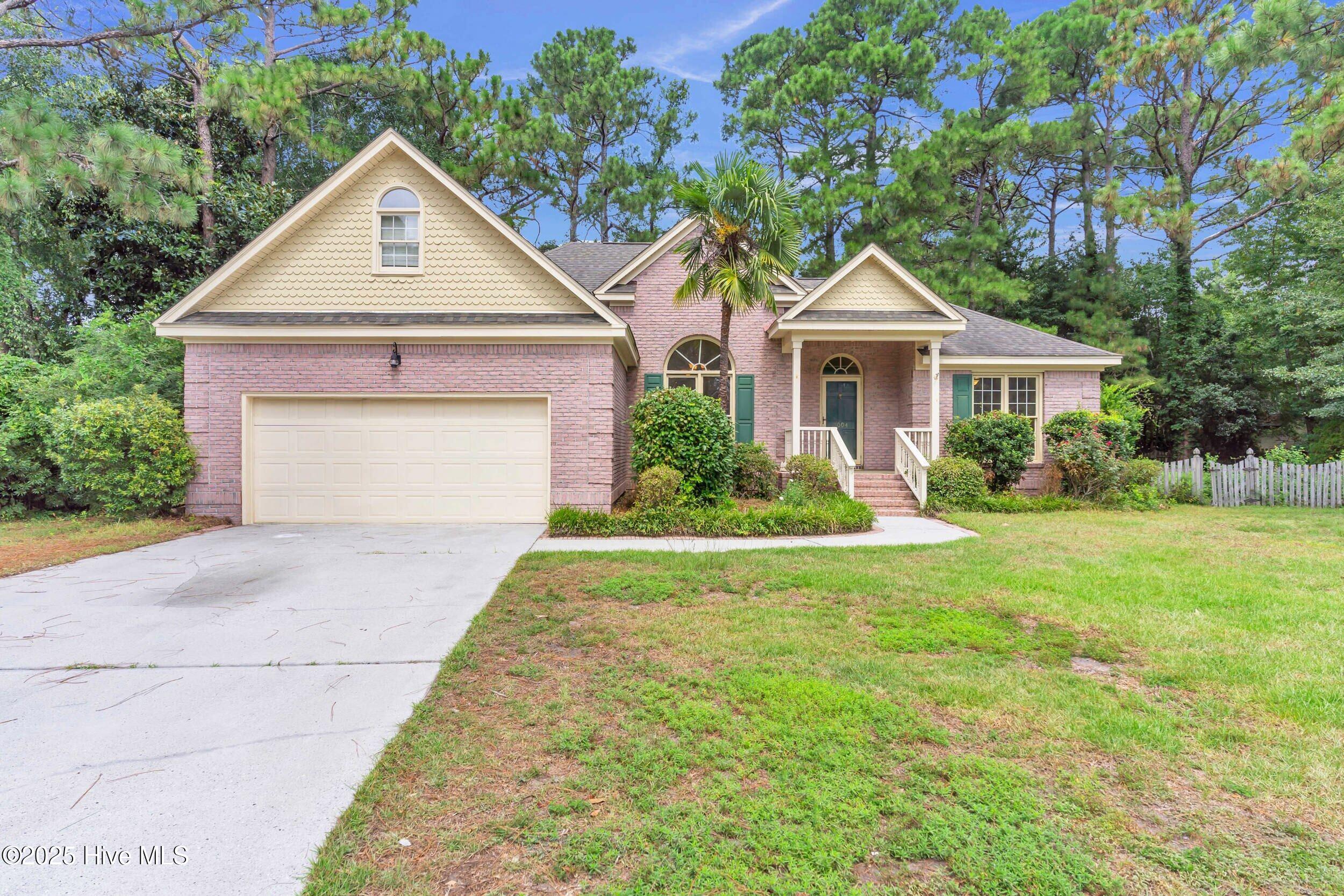 3004 Wickford Road, Wilmington, NC 28409 – photo 1 of 61: 3004 Wickford Rd