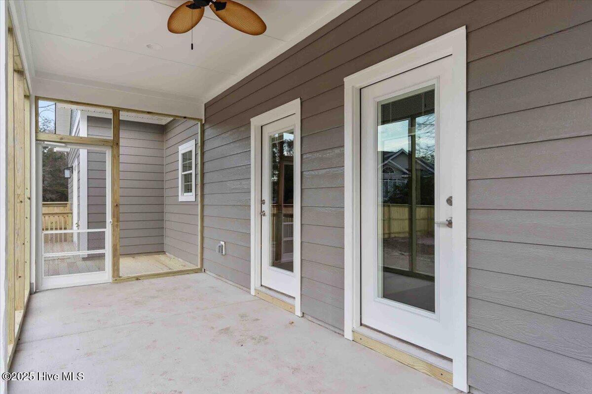 100525098 | Photo 38