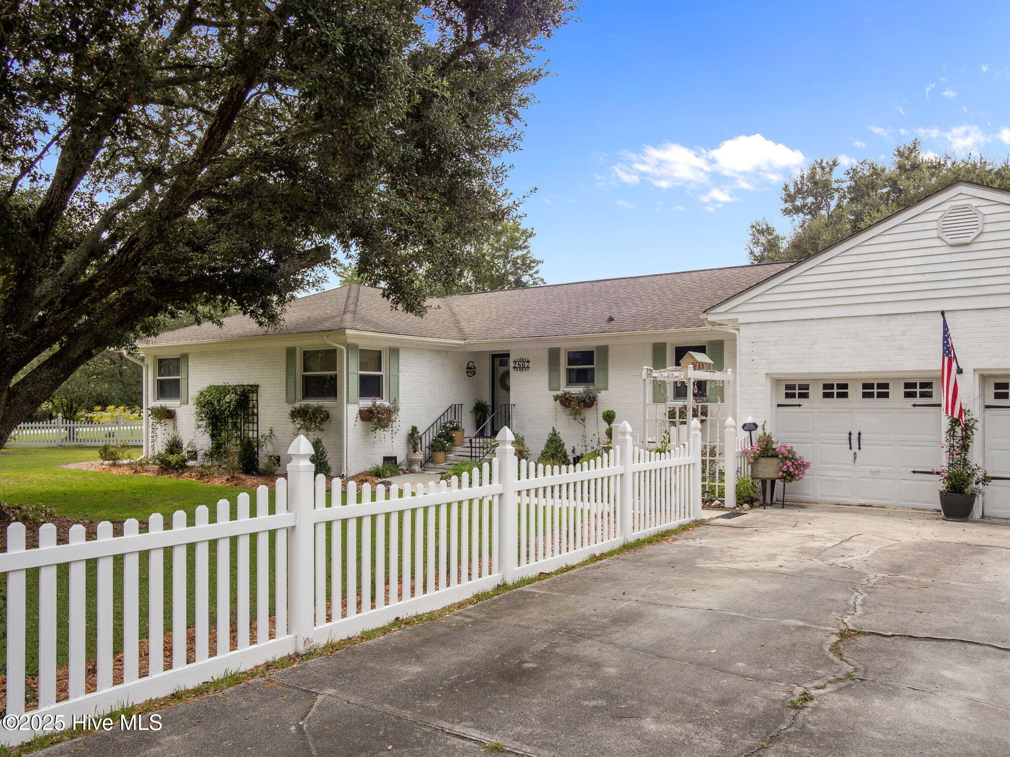 Property at 2867 Easy Street