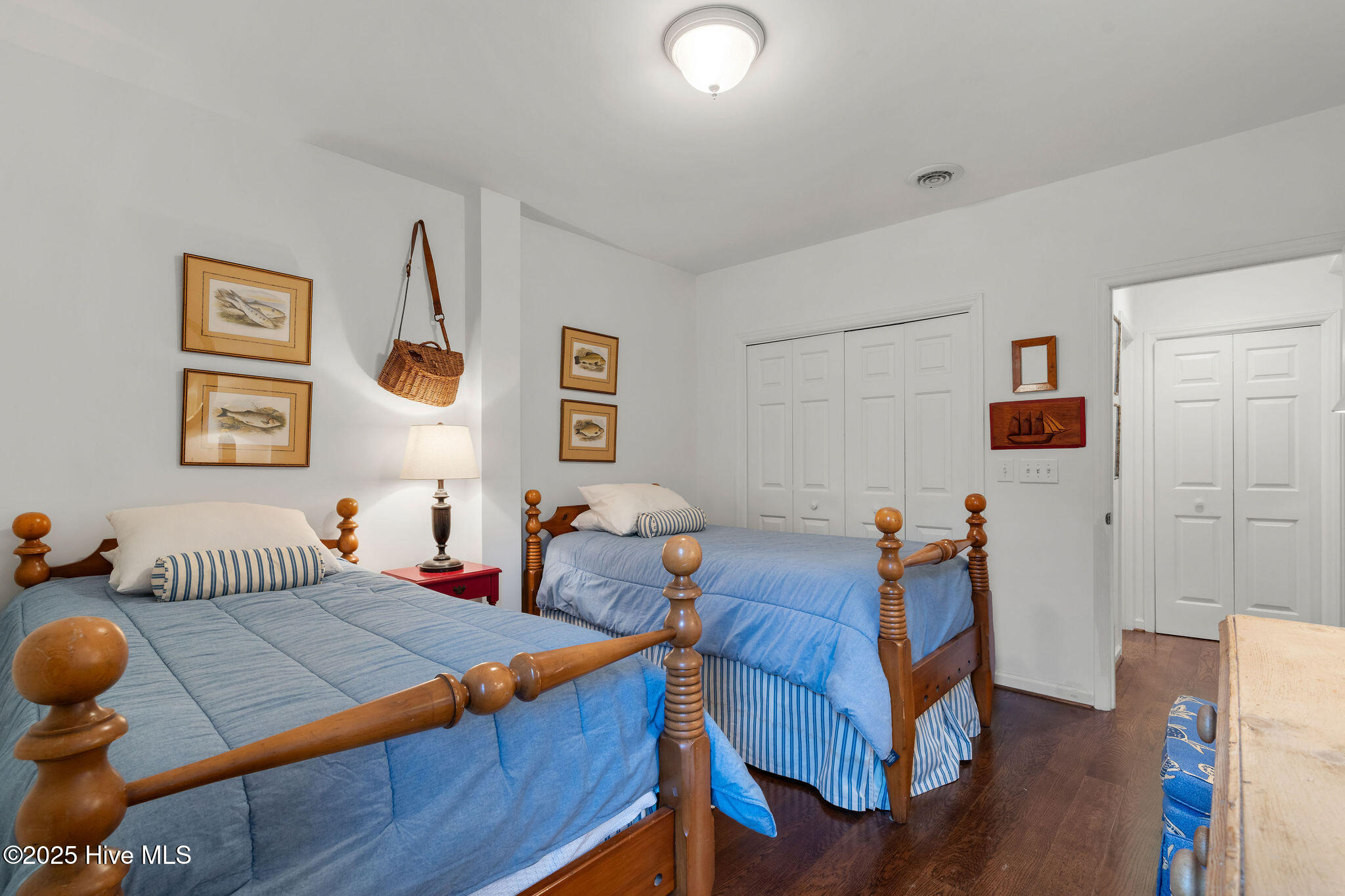 100510595 | Photo 29