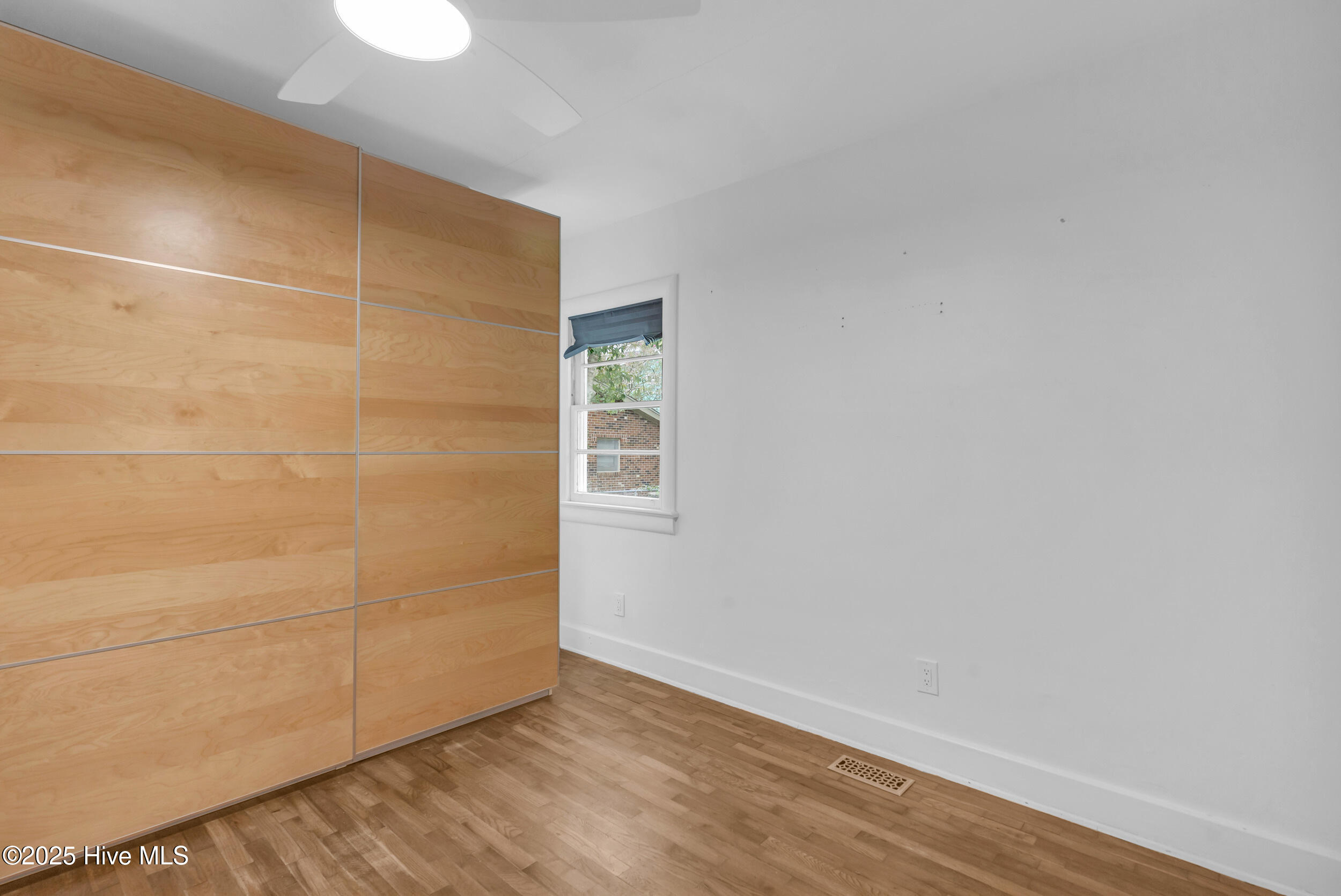 100527112 | Photo 17