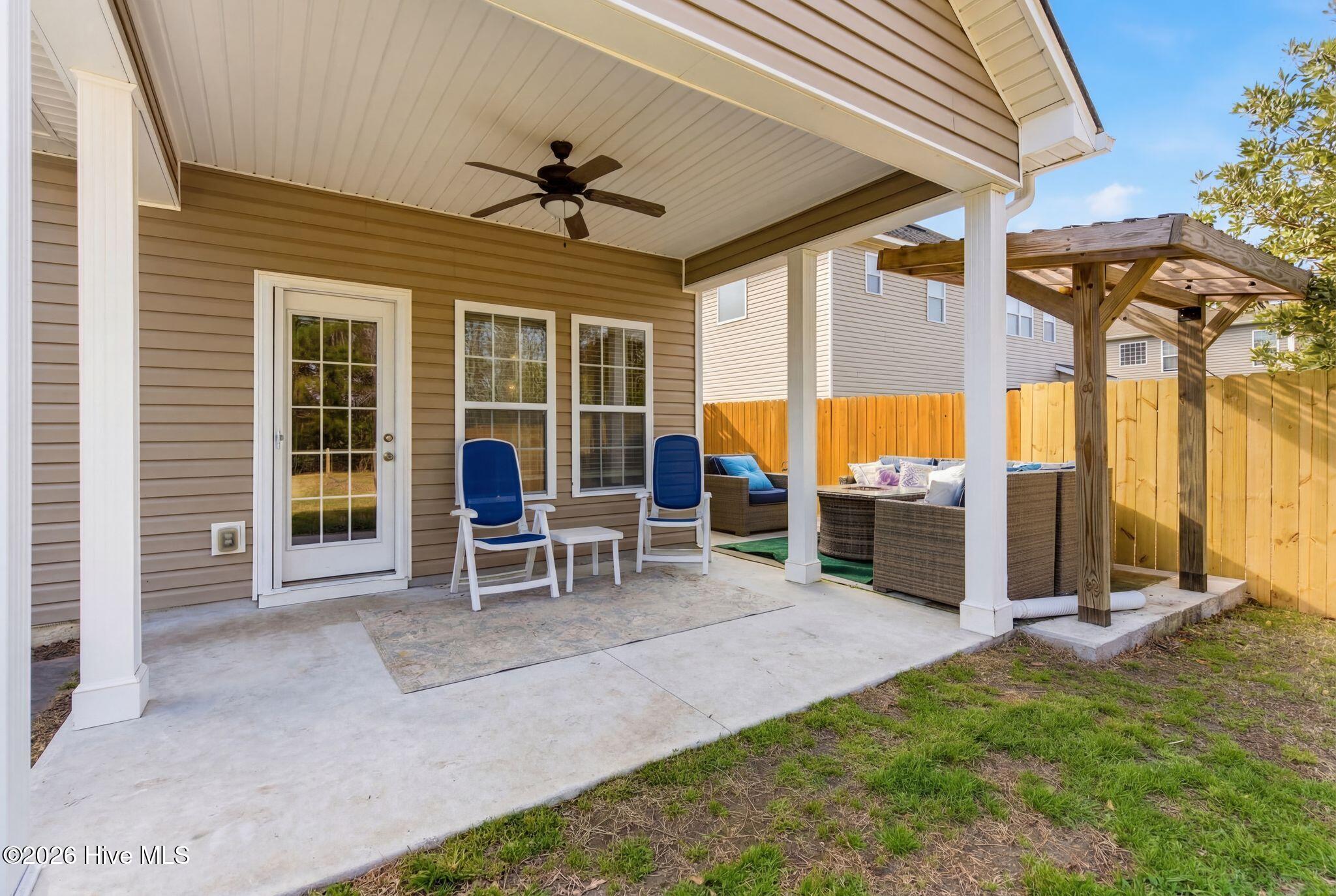 100558207 | Photo 34