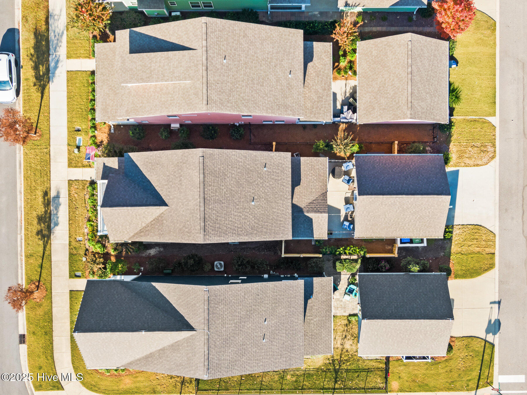 100547714 | Photo 25