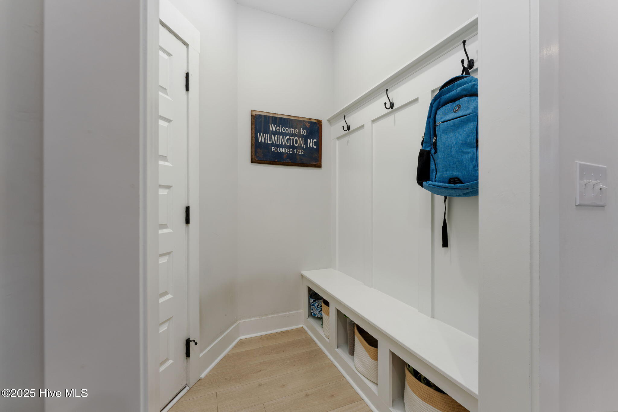 100542365 | Photo 12