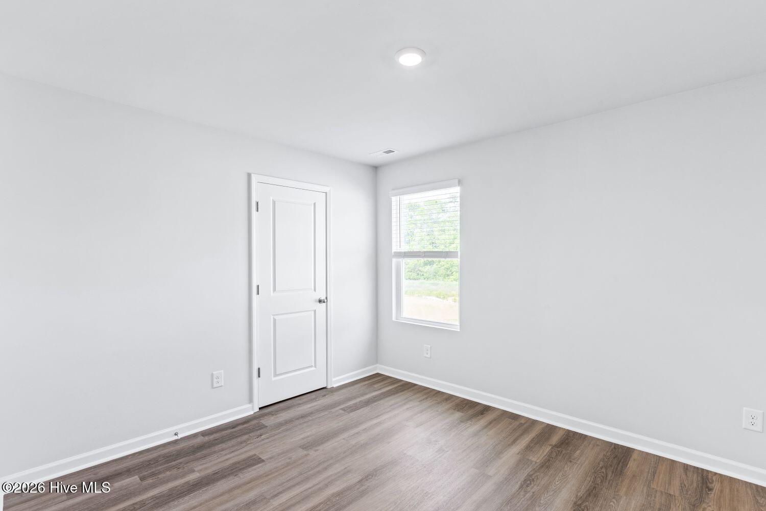 100533204 | Photo 23