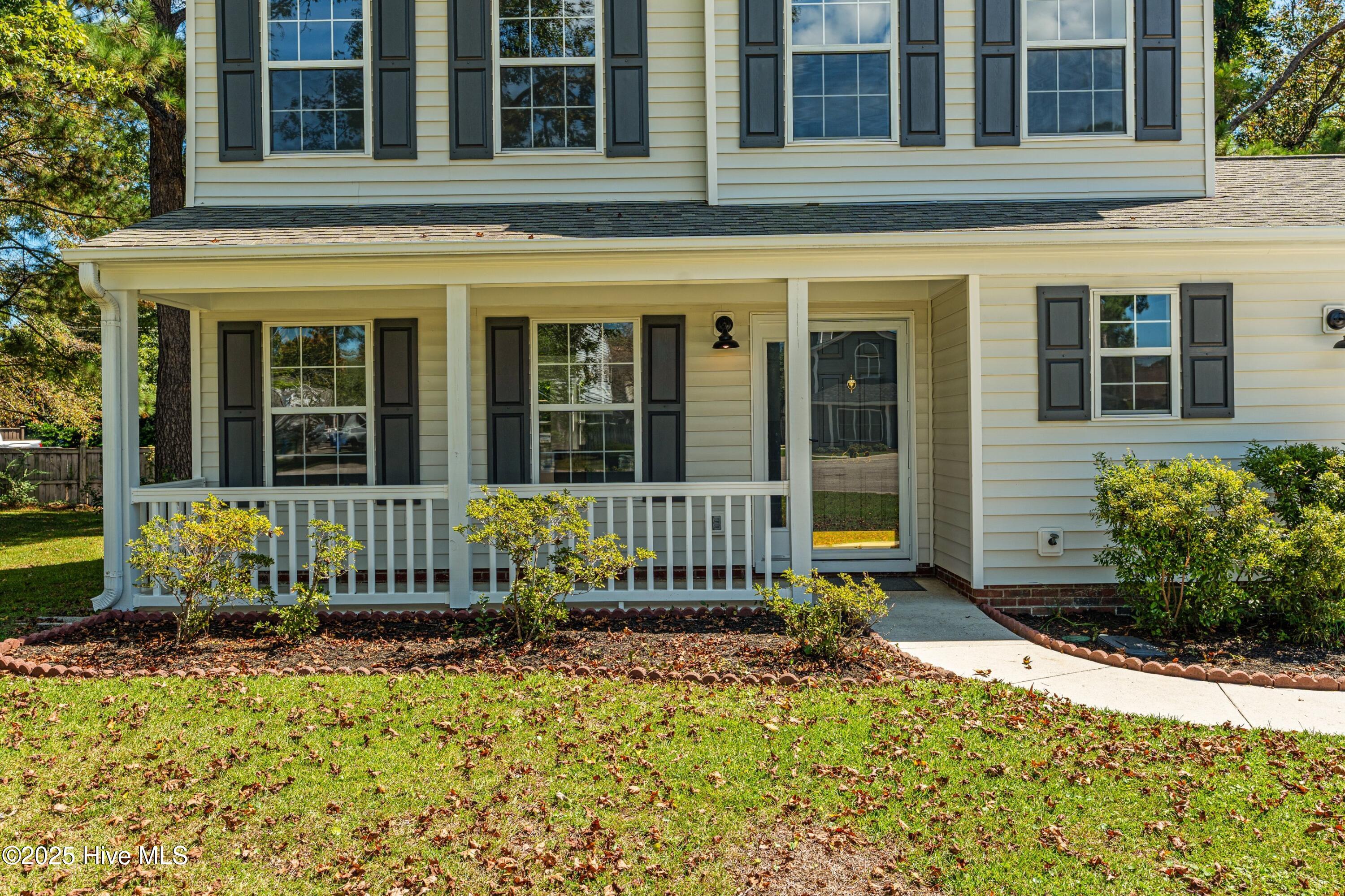 6603 Whinbrel Court, Wilmington, NC 28409 – photo 5: 005-6603WhimbrelCourt-Wilmington-NC-2840