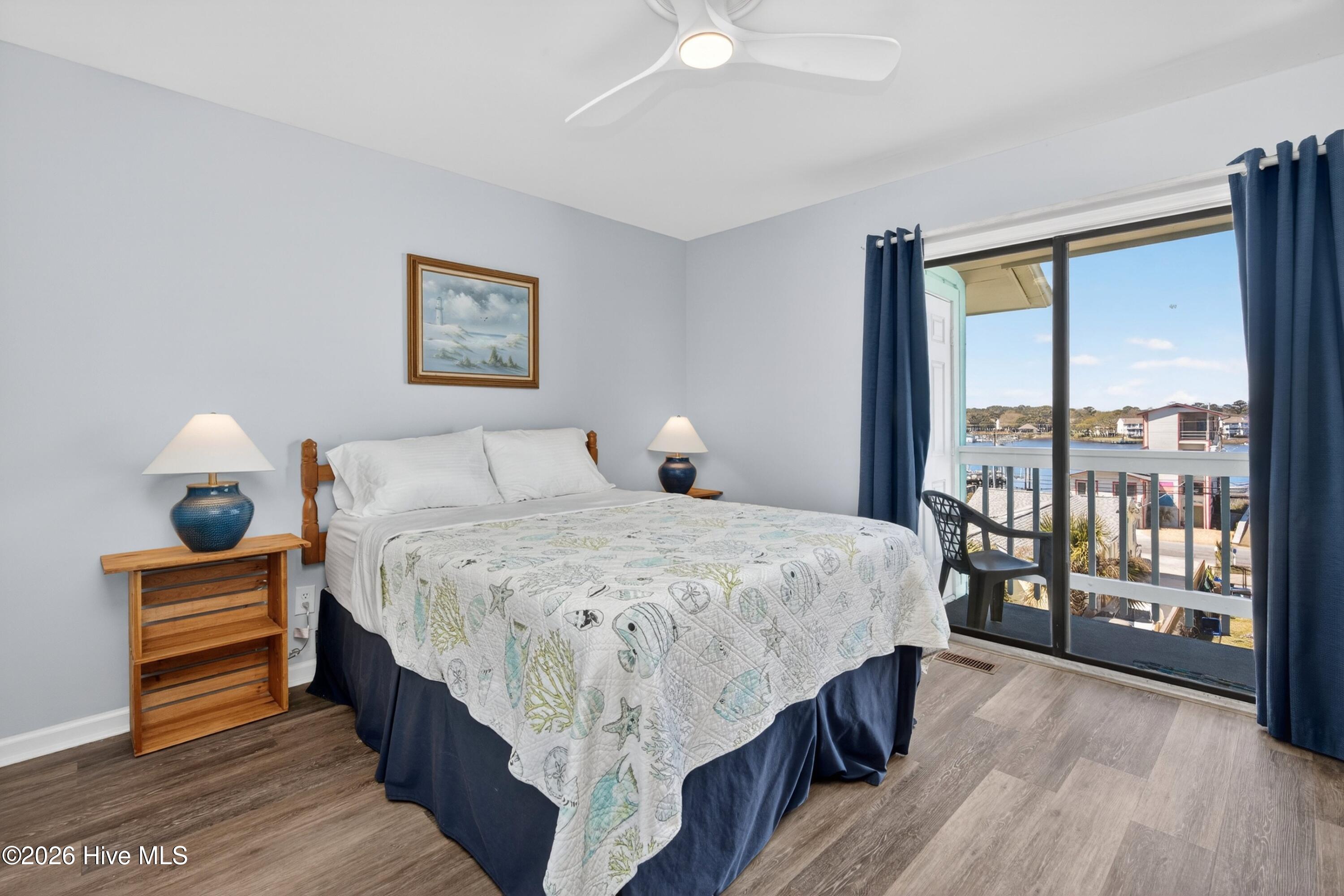 100563490 | Photo 24