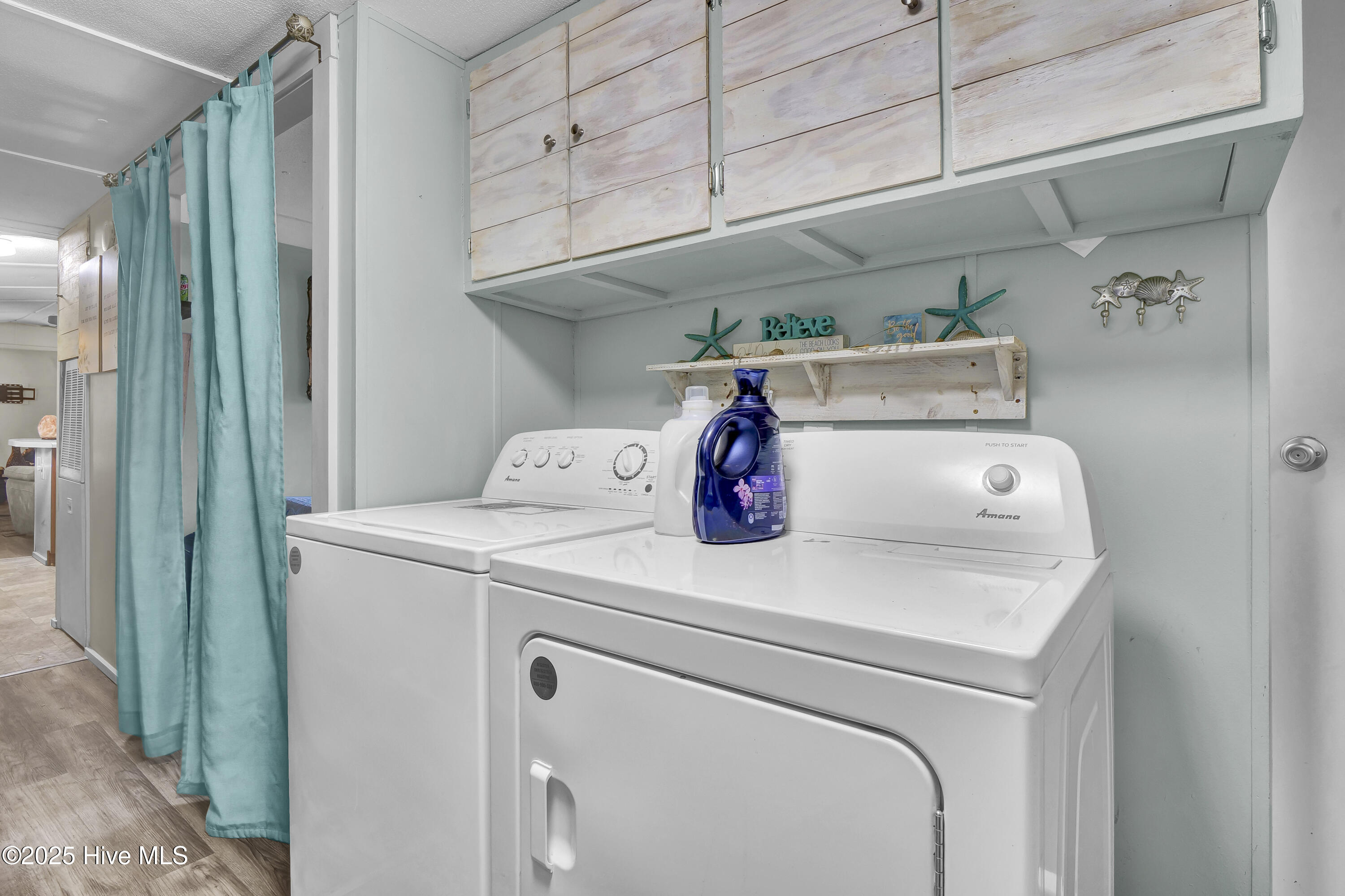 100522648 | Photo 19