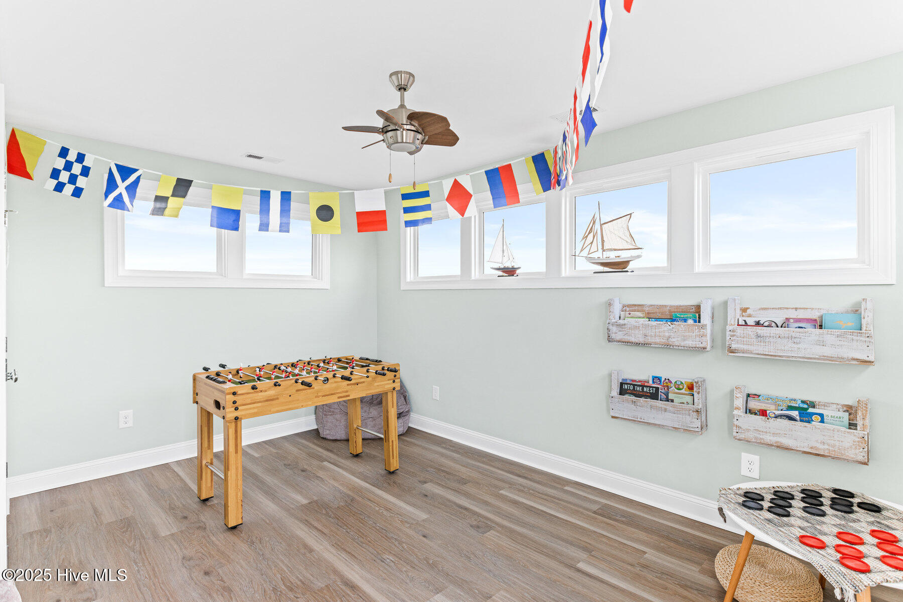 100552667 | Photo 40