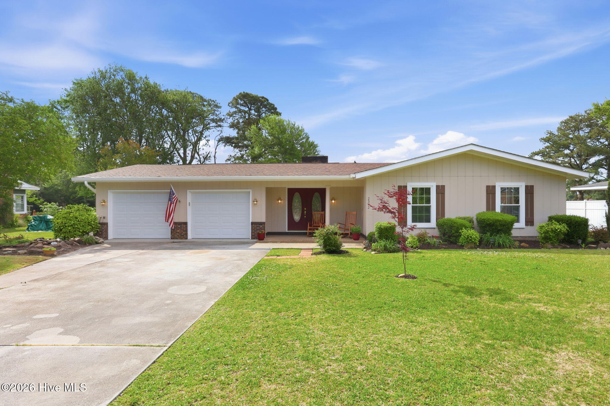 2342 N Lakeview Drive, Newport, NC 28570 Listing Photo  1
