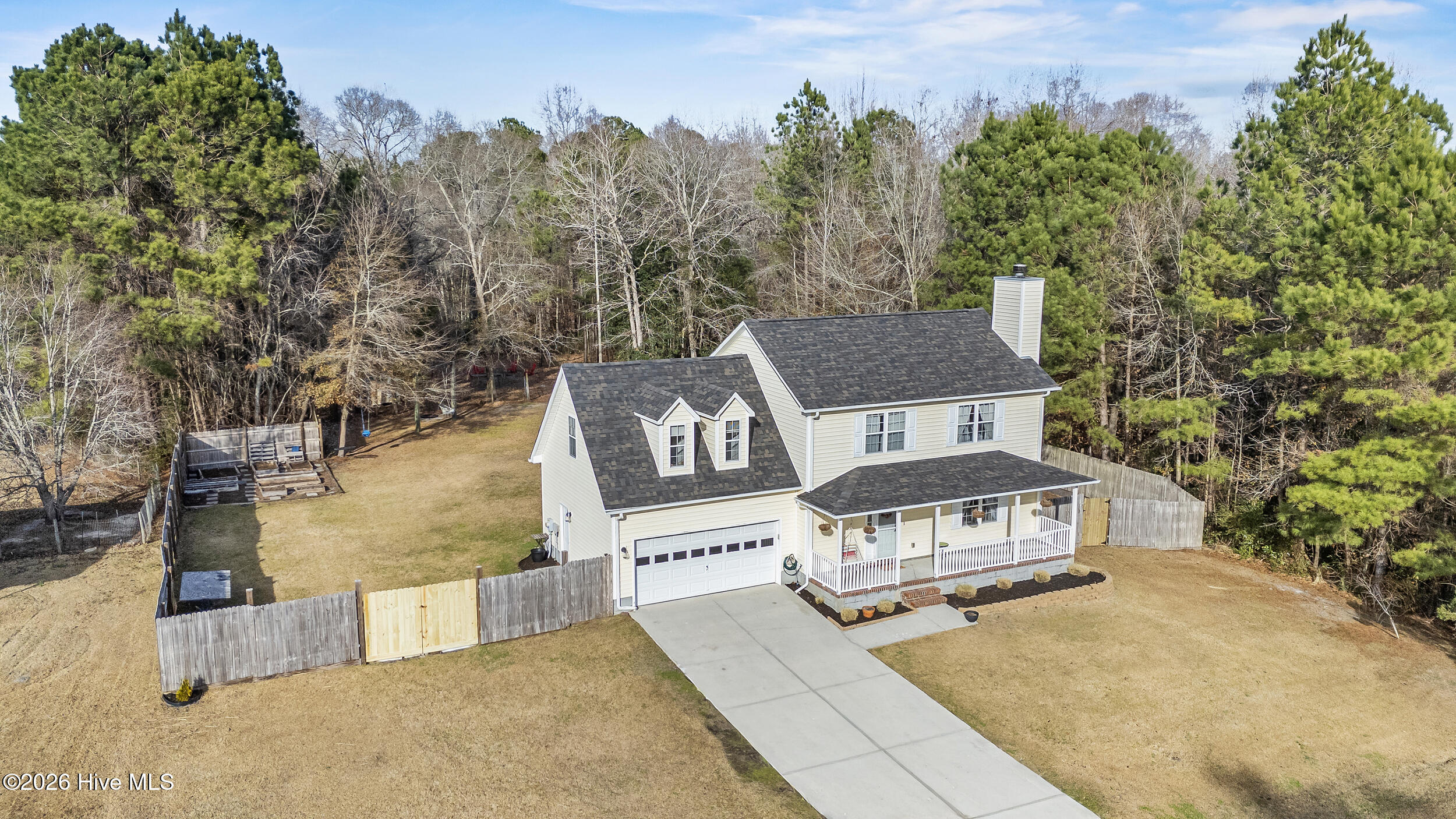 100547983 | Photo 45