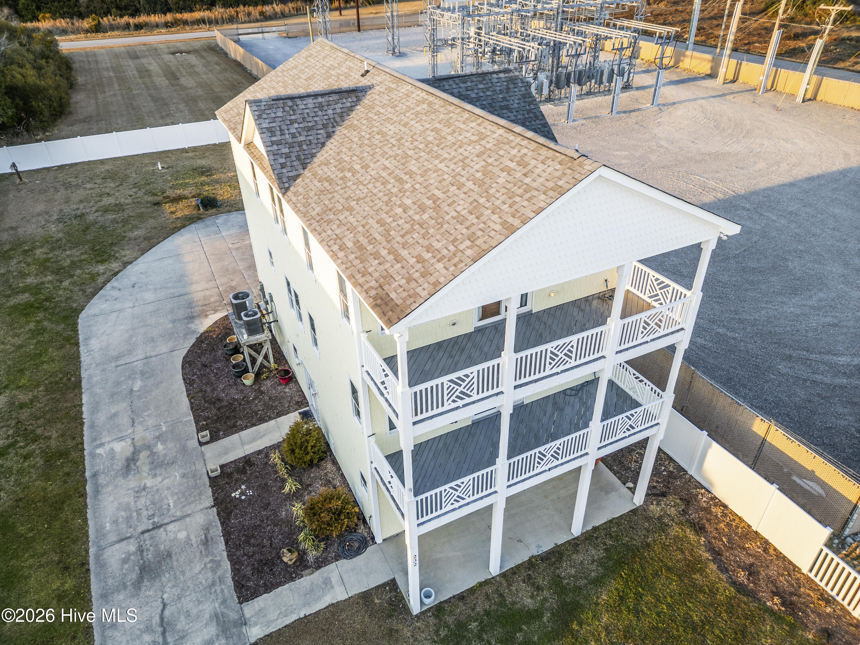 100555944 | Photo 55