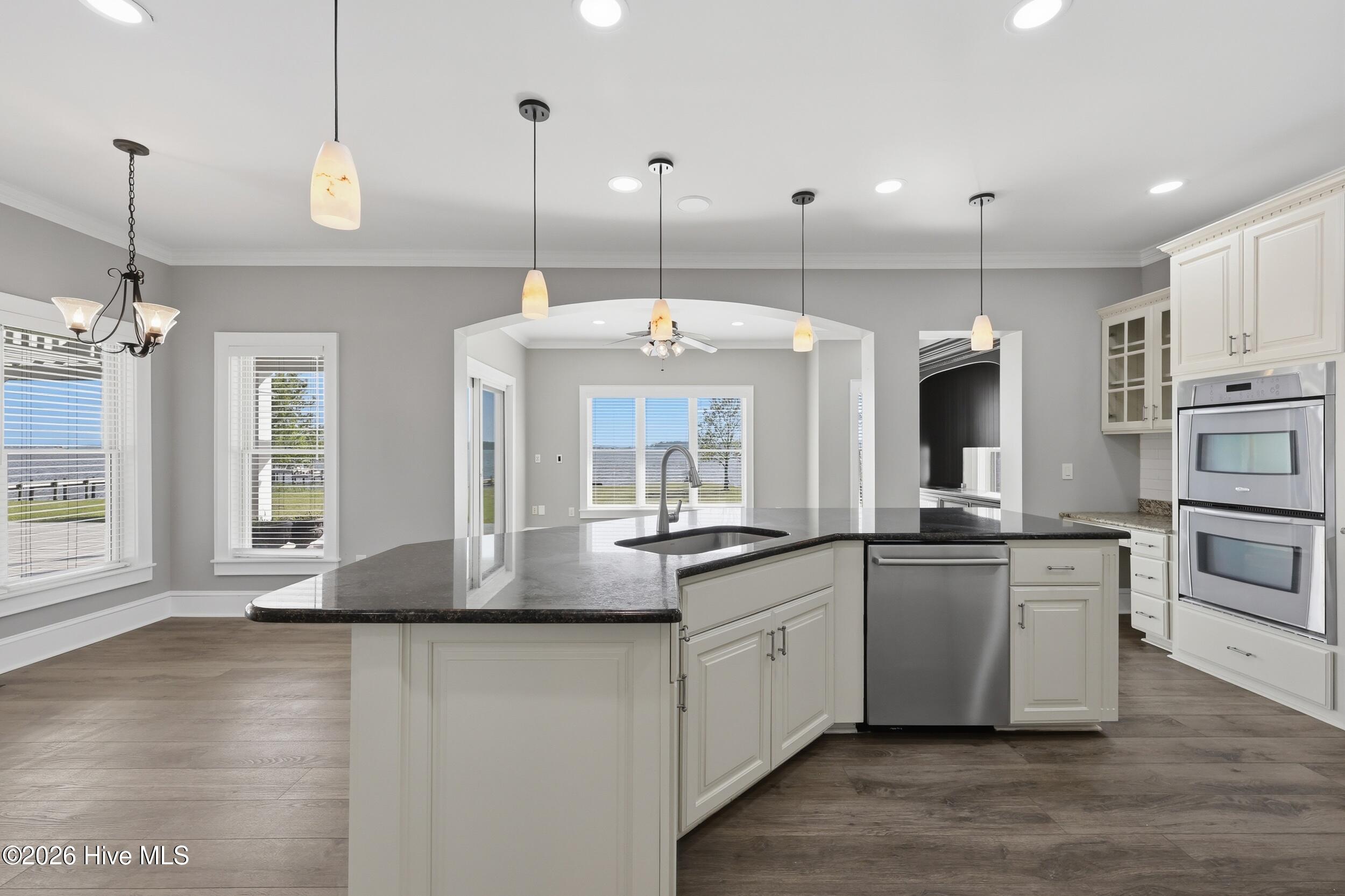 503 Pointe Vista Drive, Elizabeth City, NC, 27909