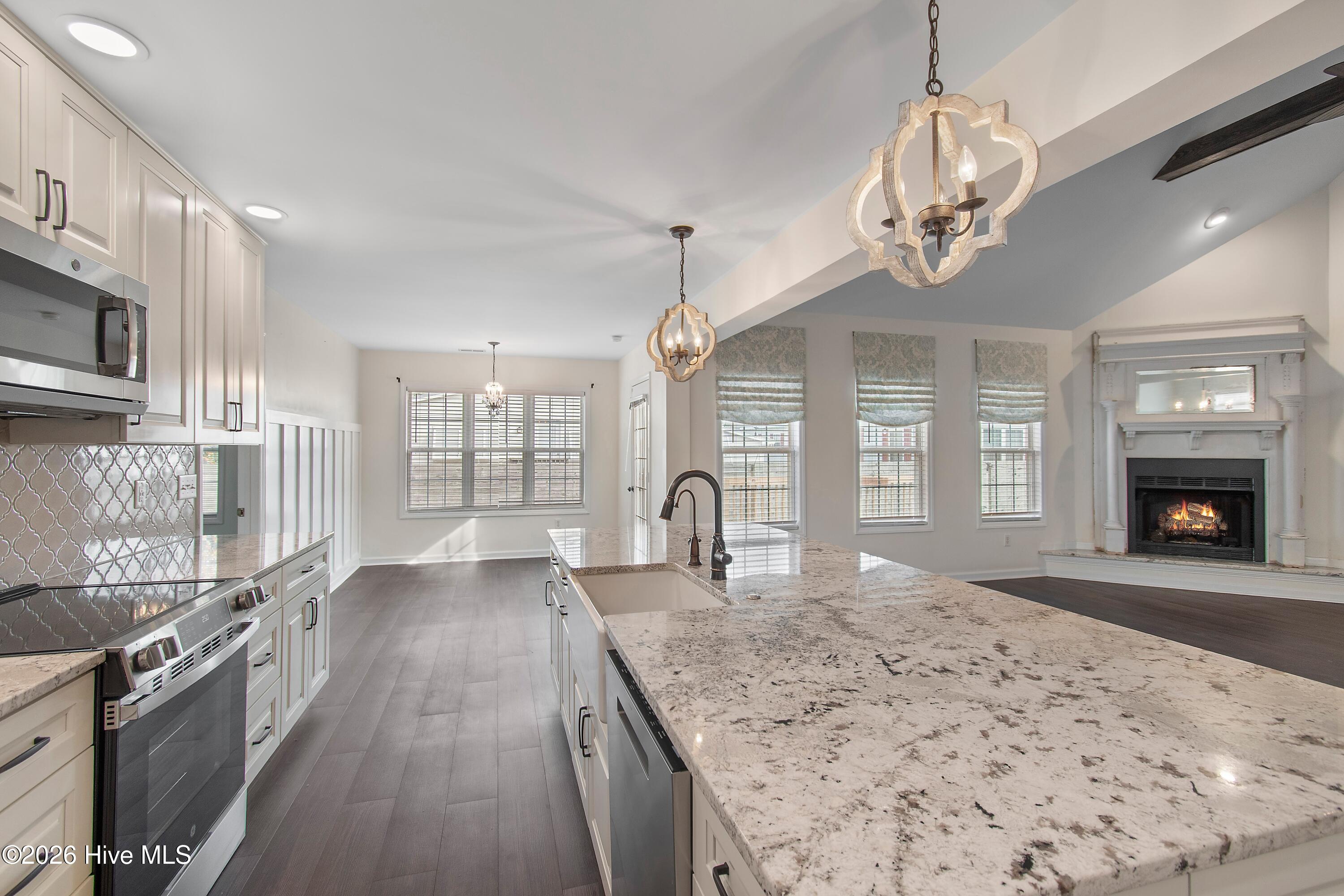 100555536 | Photo 16