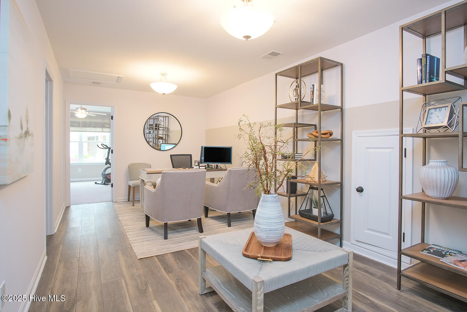 100558063 | Photo 20