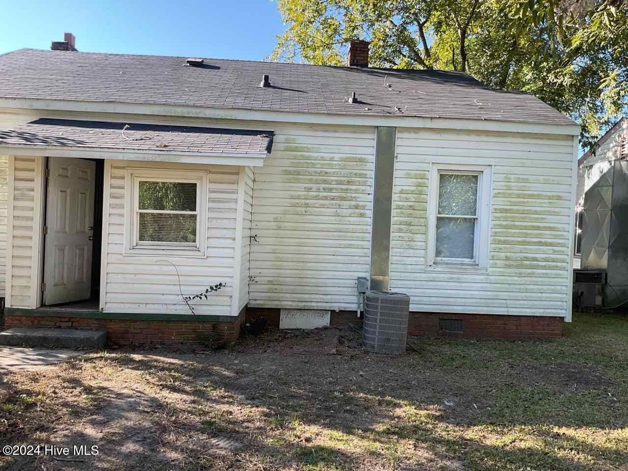 5th image of 1110 Colonial Ave, Greenville, NC 27834 | MLS# 100590534