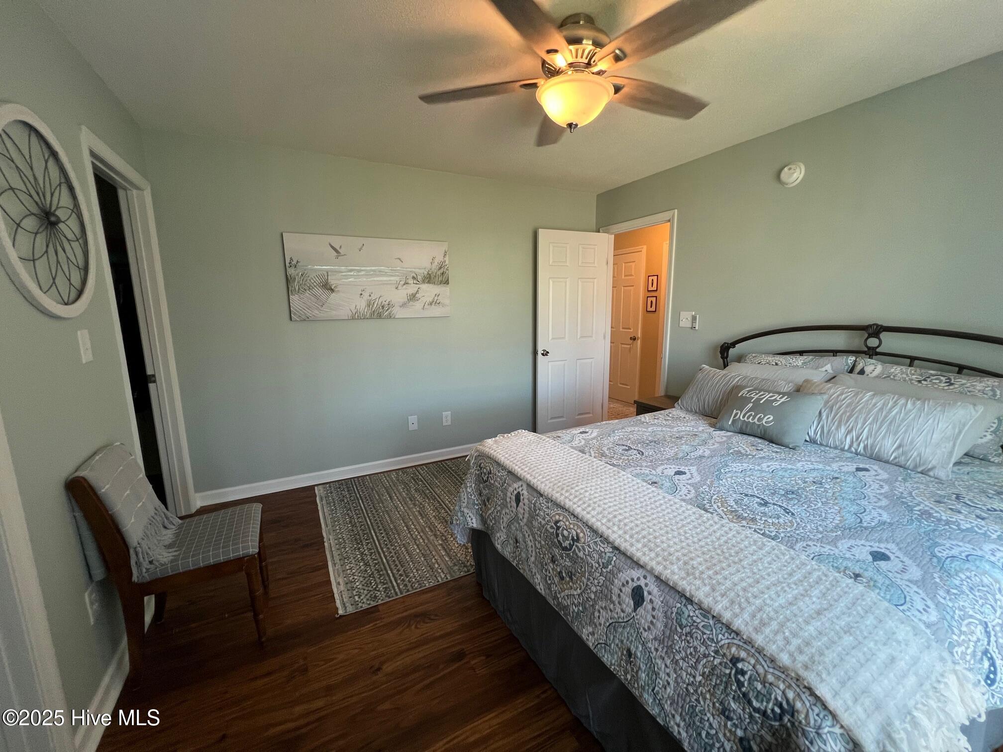 137 Jessie Circle, Hubert, NC 28539 – photo 21: 19 Master bedroom on ground level