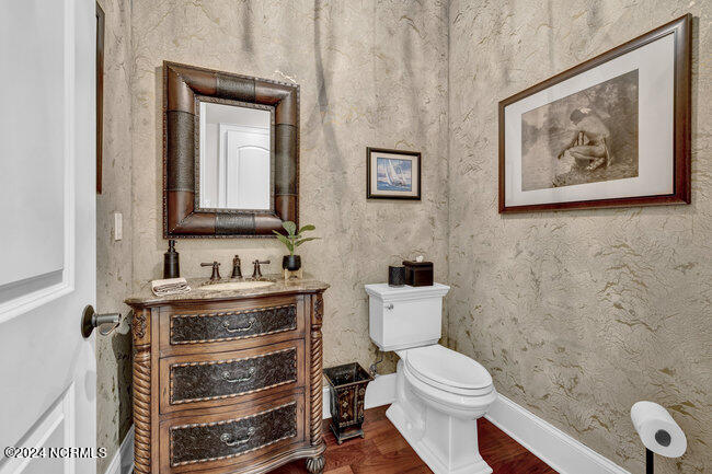 100543138 | Photo 28